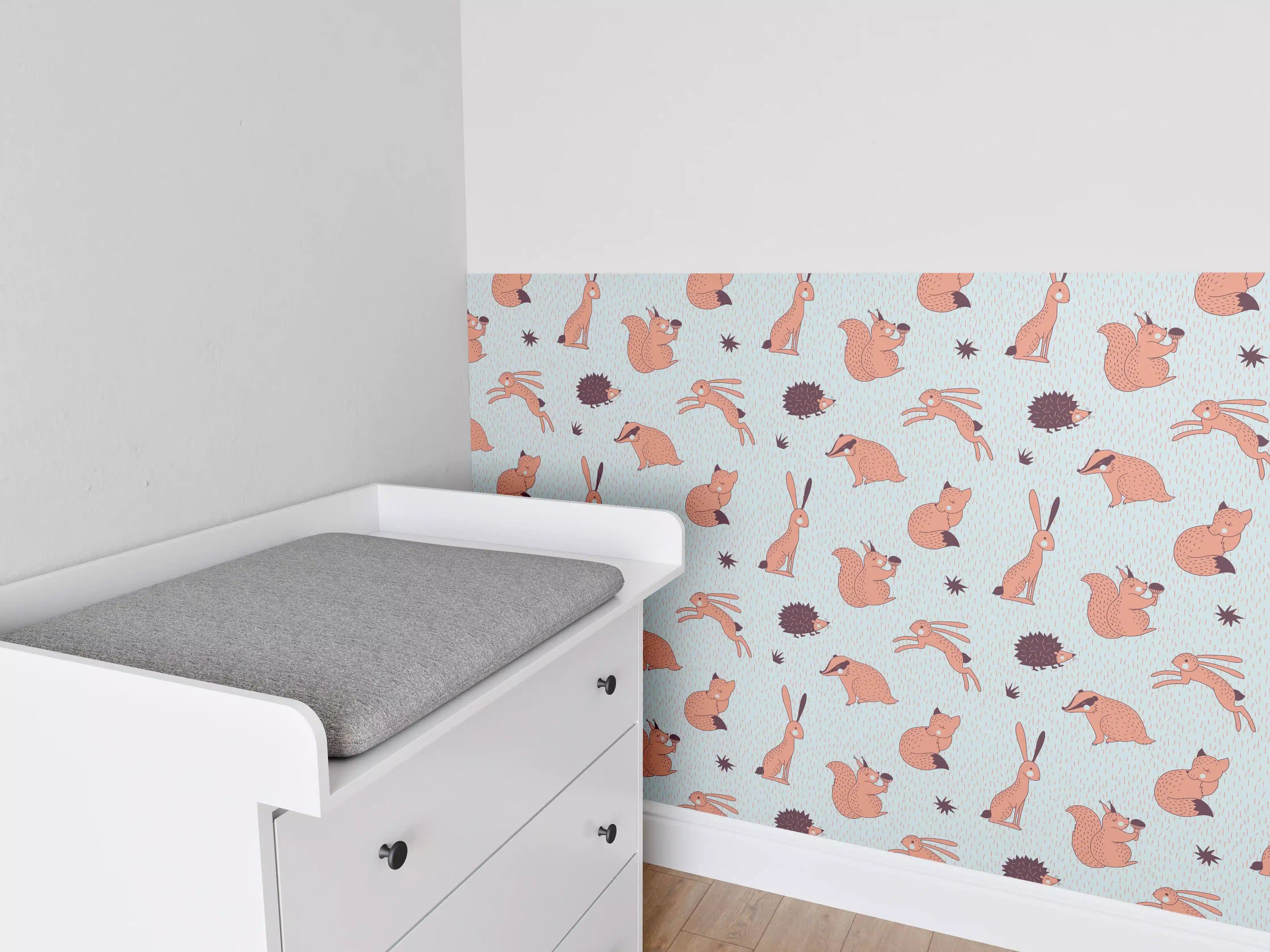 Babyzimmer Wandgestaltung - Niedliche Hasen und Sonnenblumen Muster in Hellblau