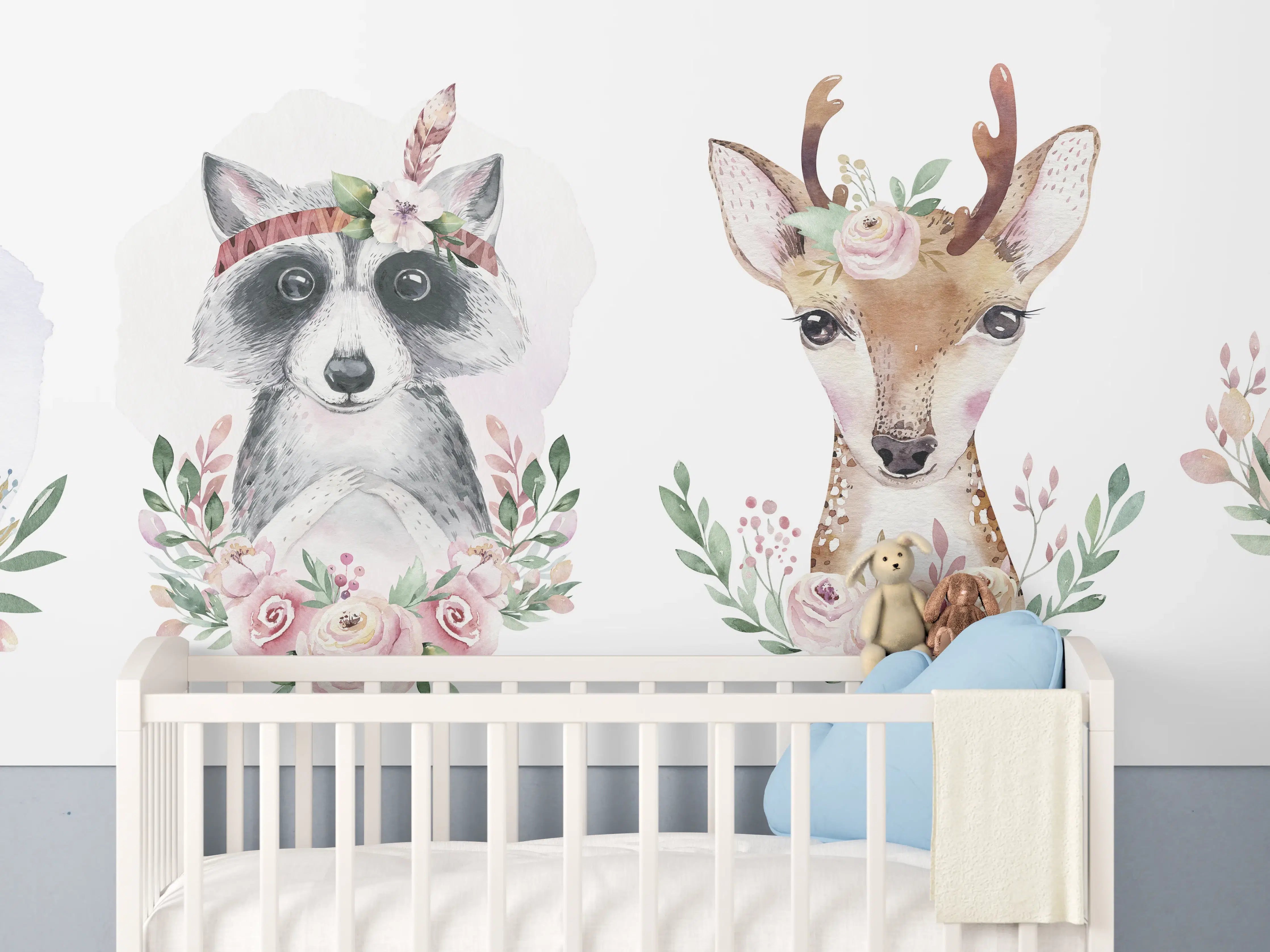 Babyzimmer Wandgestaltung - Niedliche Tiermotive in sanften Pastellfarben