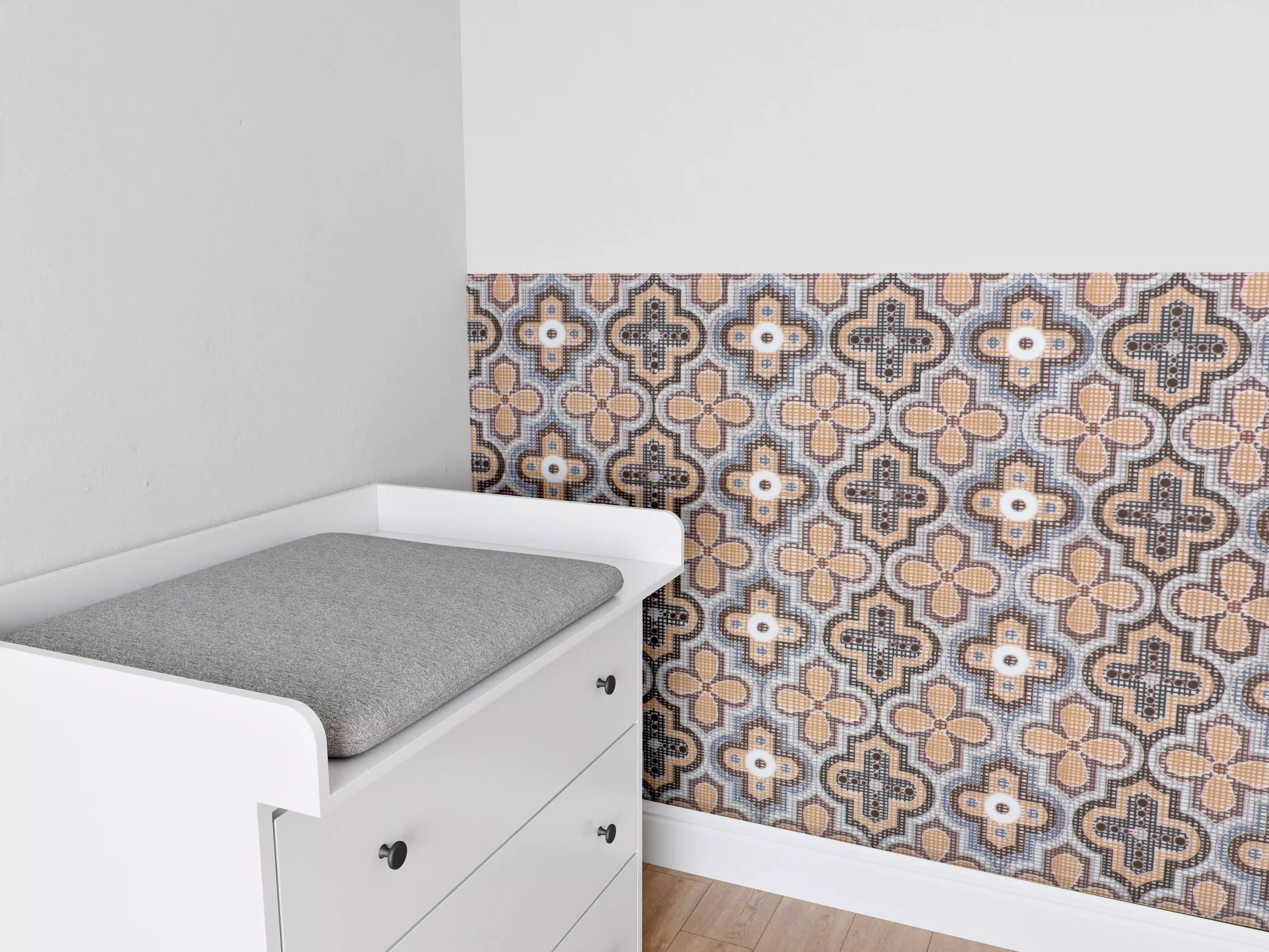 Babyzimmer Wandgestaltung - Ornamentale Beige-Muster-Fliesen