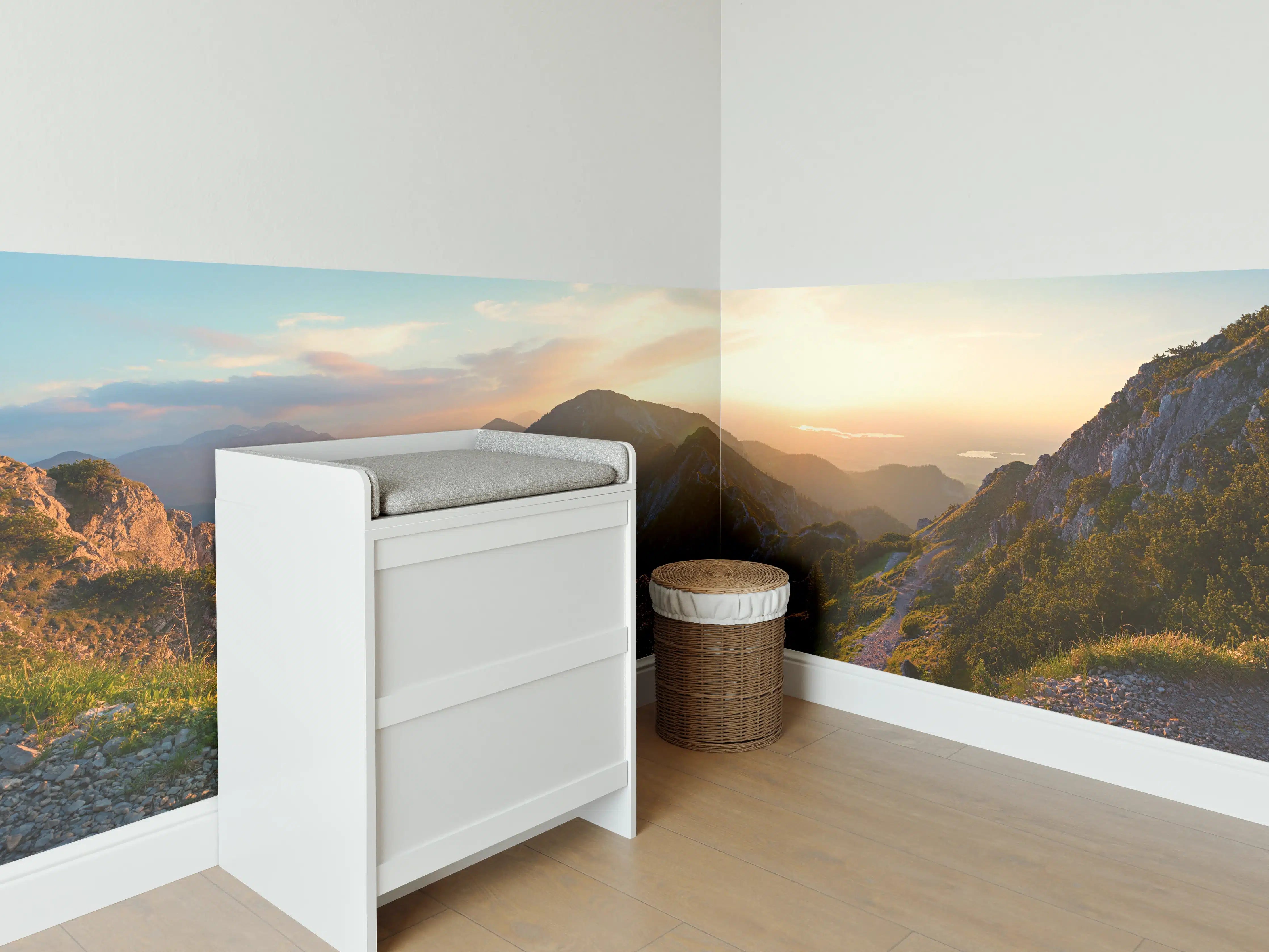 Babyzimmer Wandgestaltung - Panorama der bayrischen Alpen bei Abendsonne
