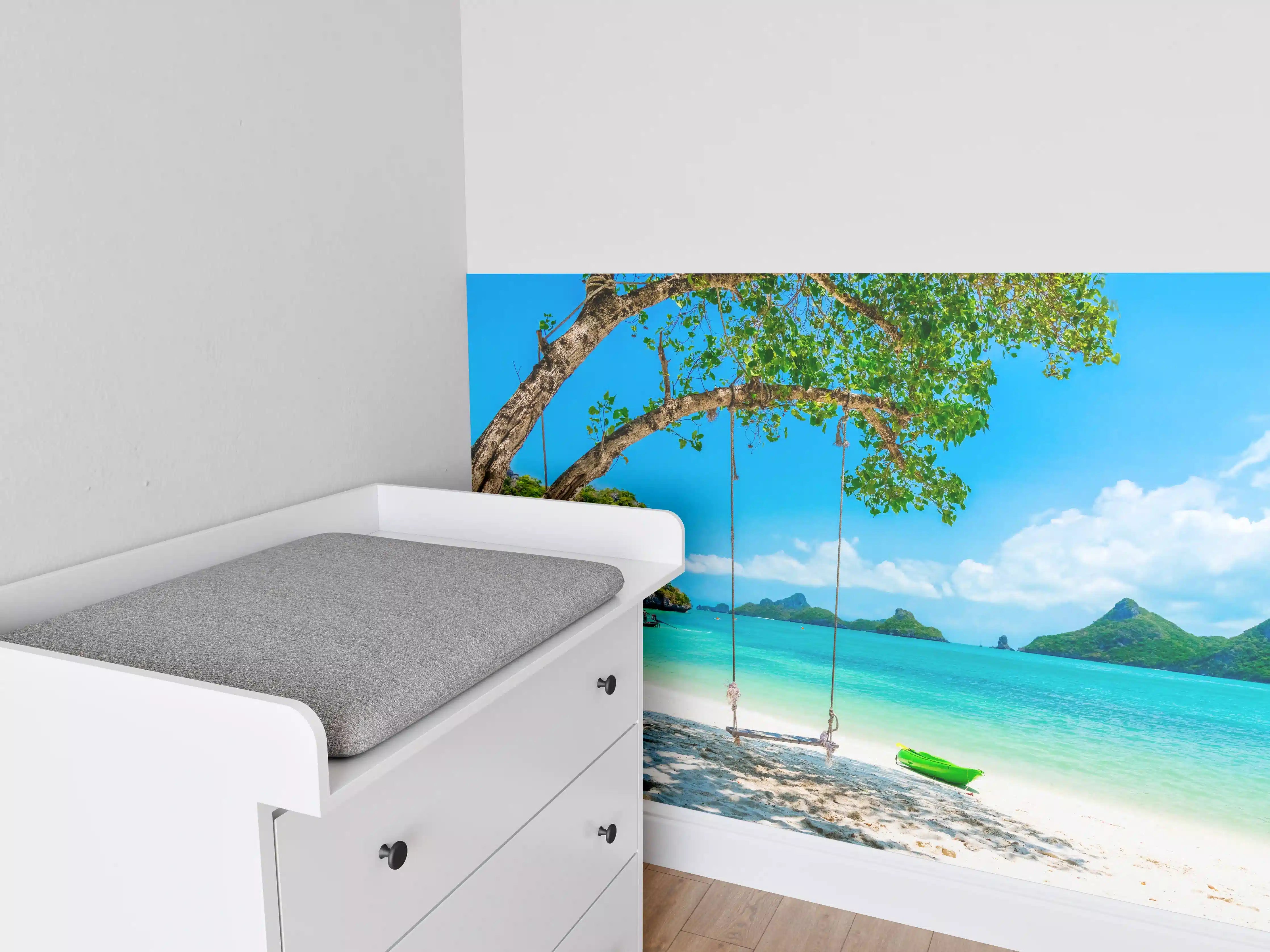 Babyzimmer Wandgestaltung - Paradiesischer Strand in Thailand