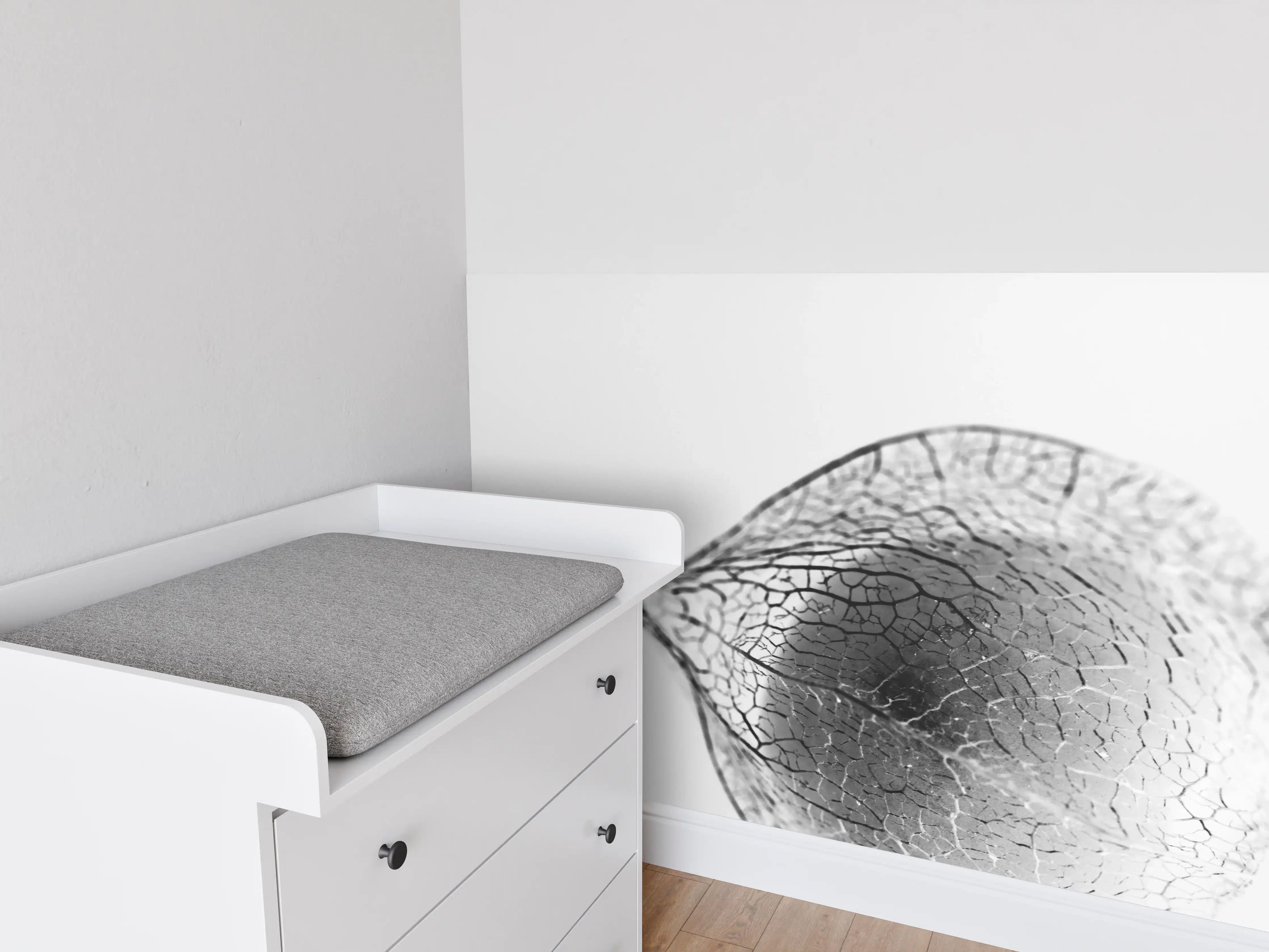 Babyzimmer Wandgestaltung - Pflanzliche Detailaufnahme Schwarz-Weiß