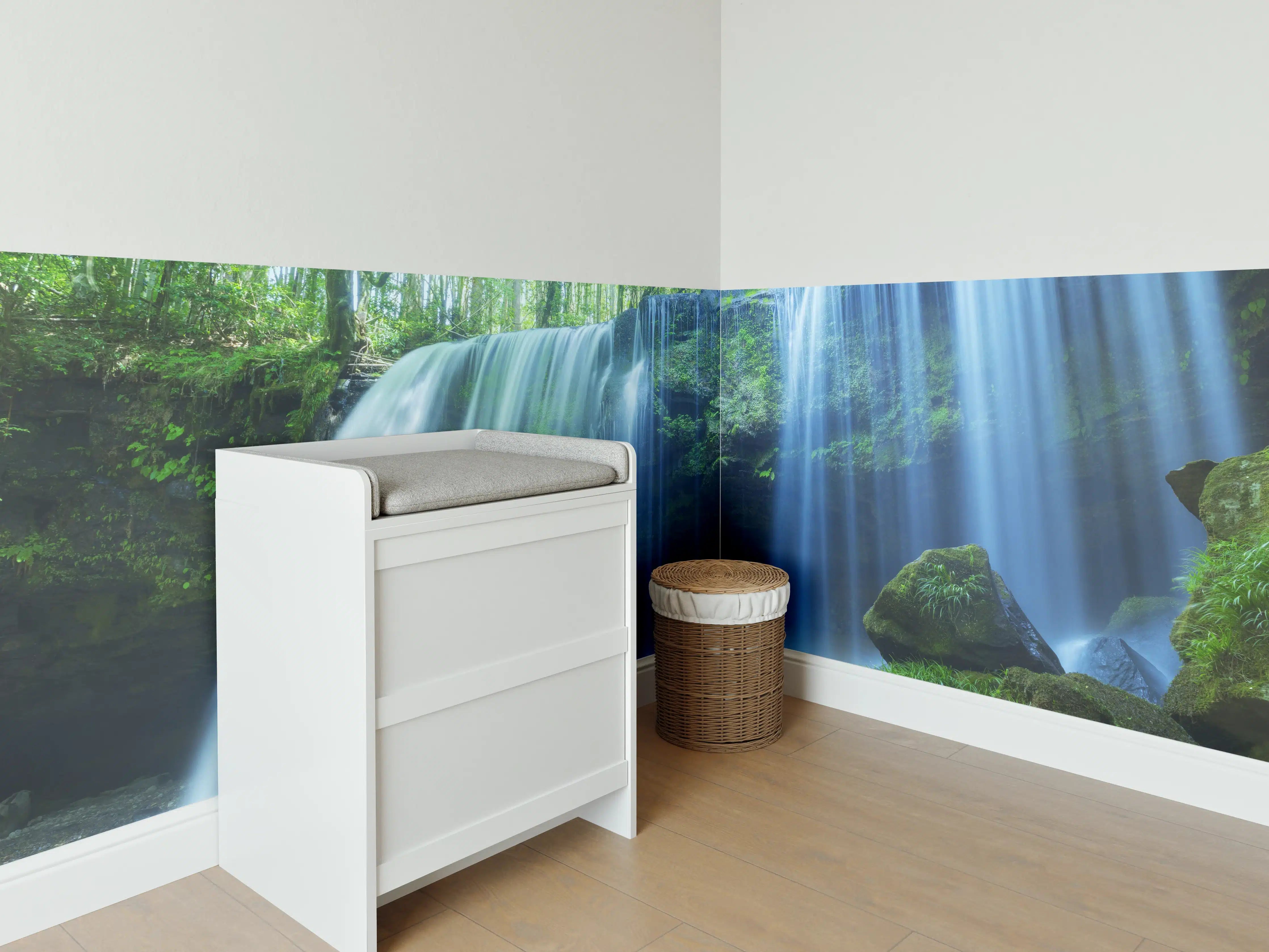 Babyzimmer Wandgestaltung - Prächtiger Nabigataki-Wasserfall