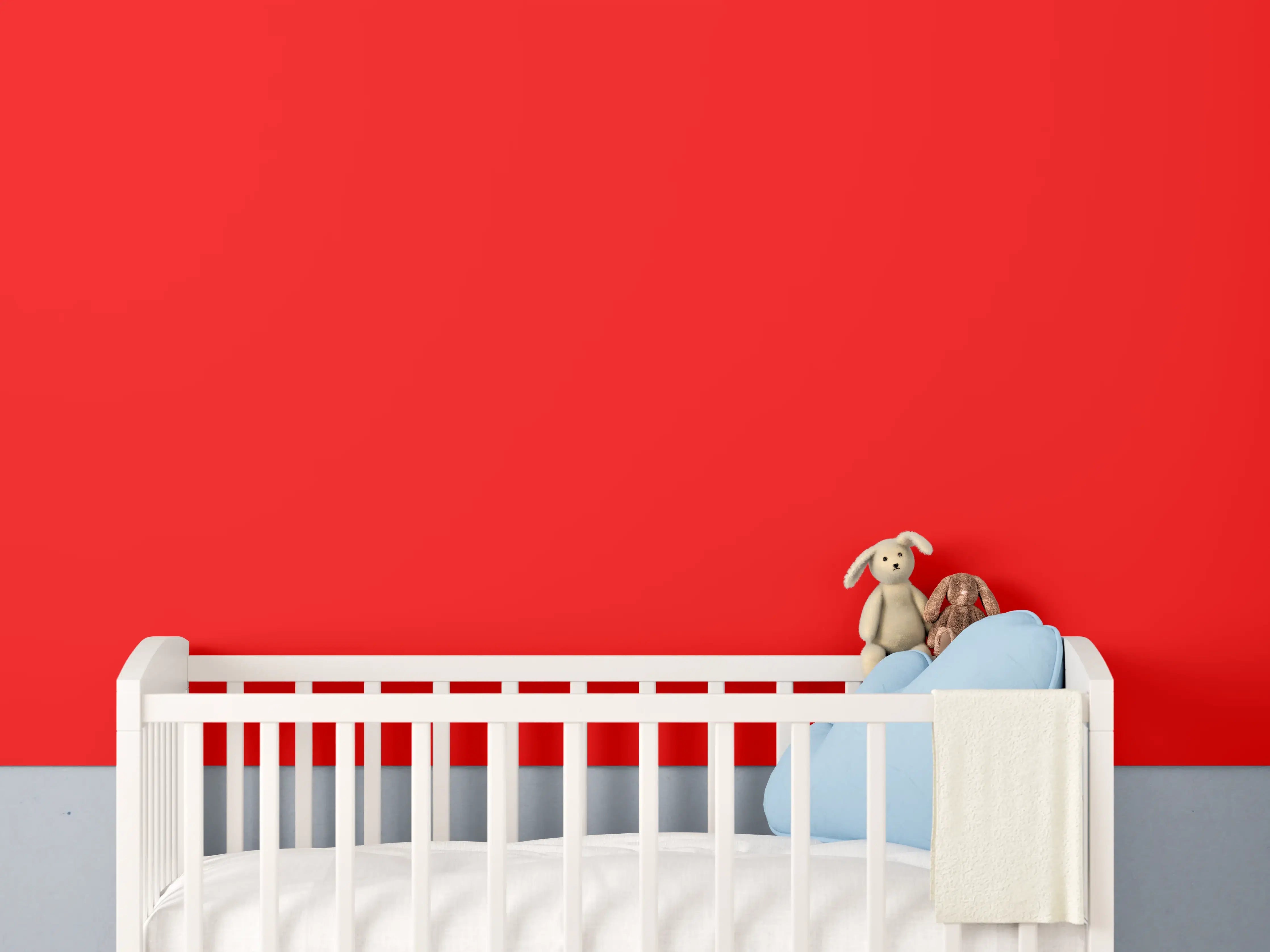 Babyzimmer Wandgestaltung - RAL 3026 (leuchtendes Hellrot)