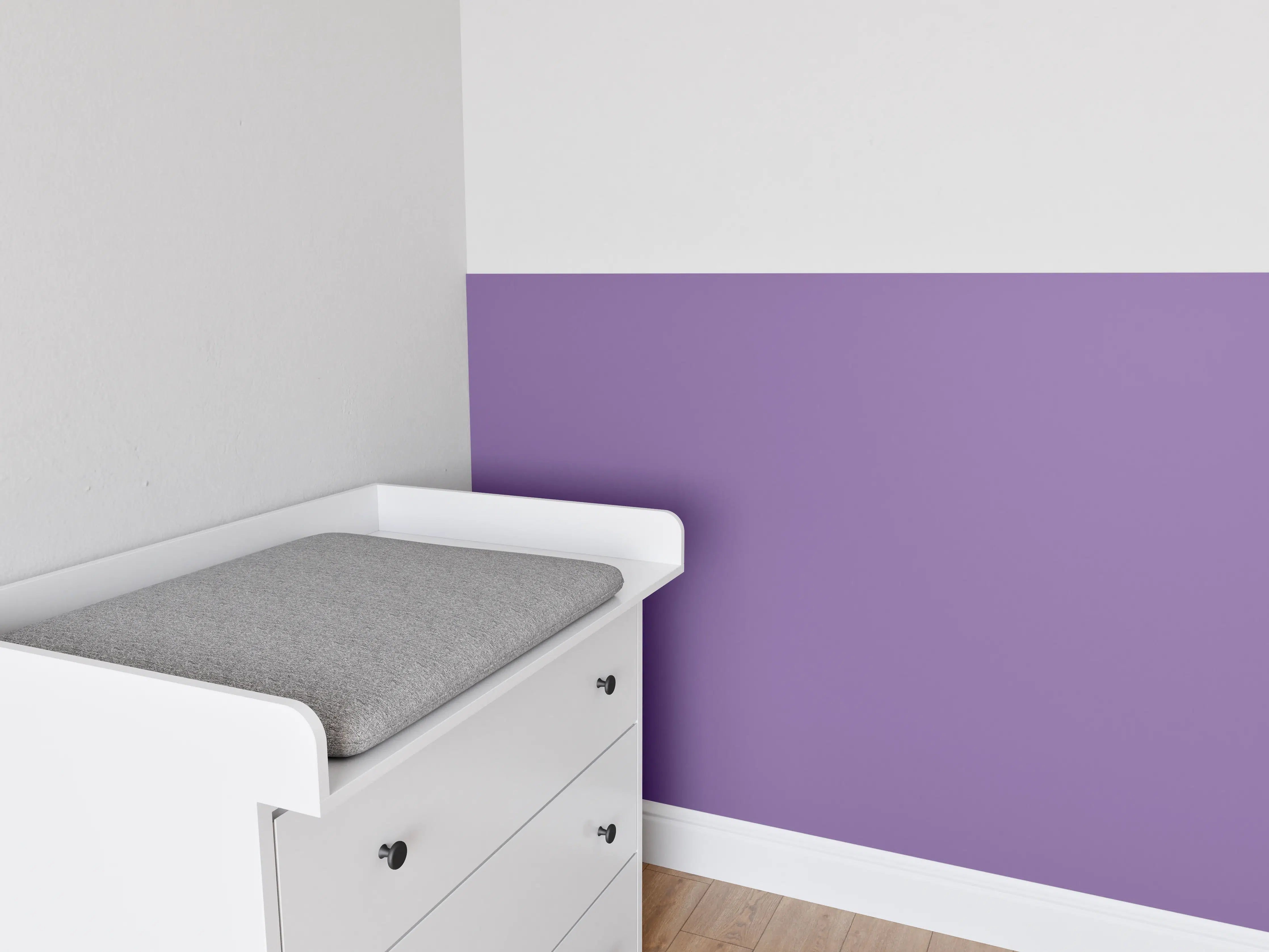 Babyzimmer Wandgestaltung - RAL 4005 (Fliederblau)