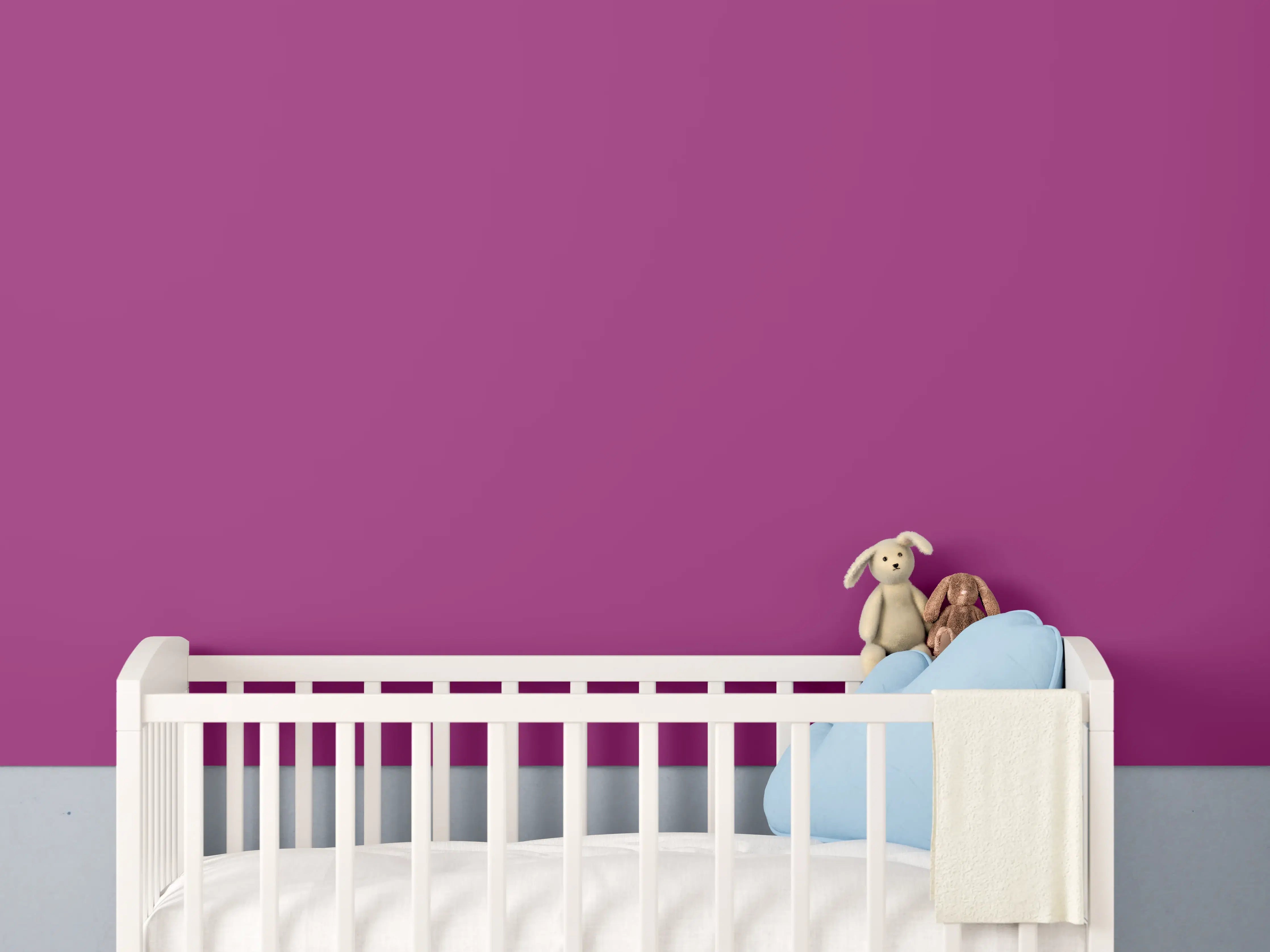 Babyzimmer Wandgestaltung - RAL 4006 (Verkehrsviolett)