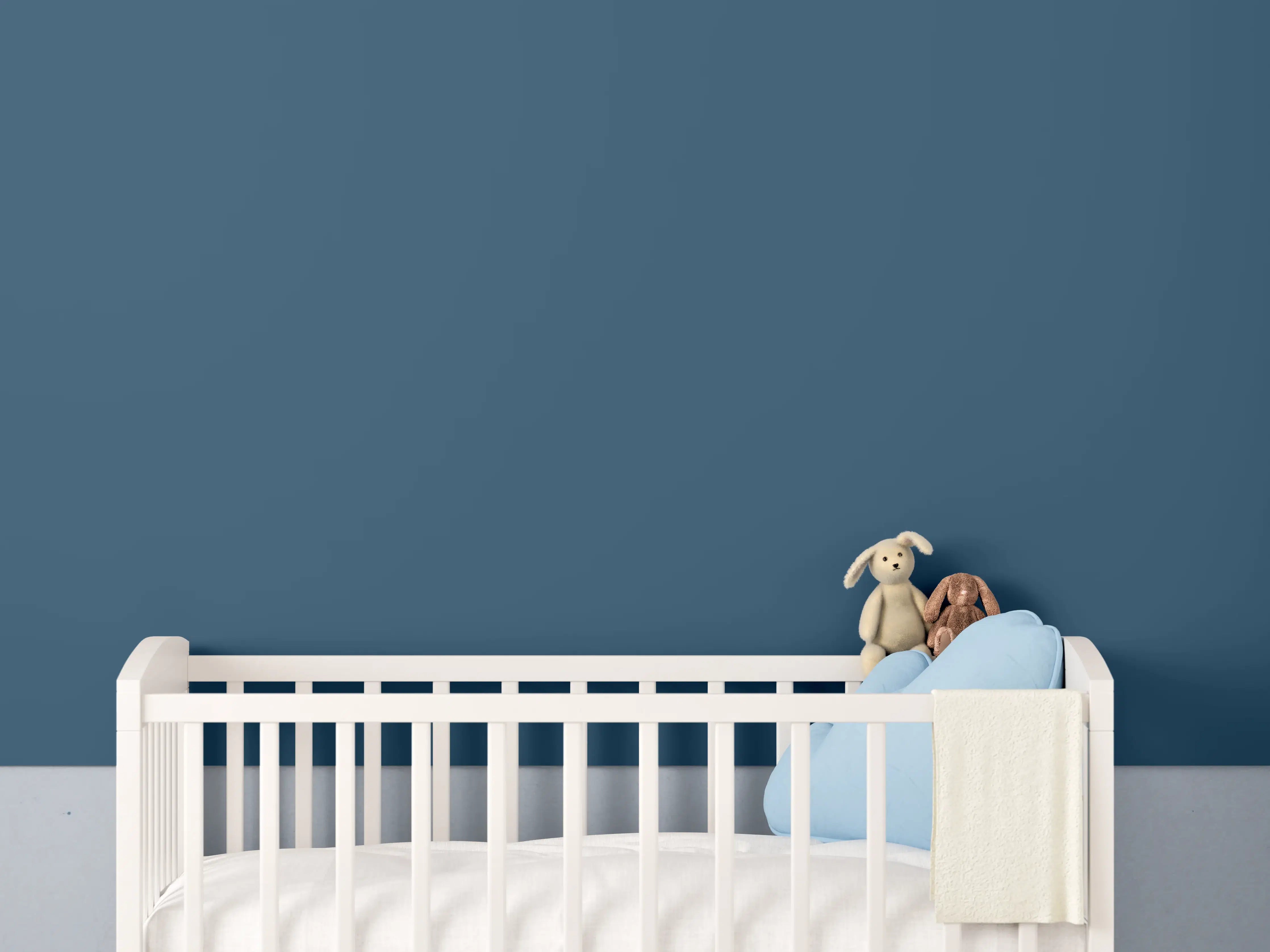 Babyzimmer Wandgestaltung - RAL 5001 (Grünblau)