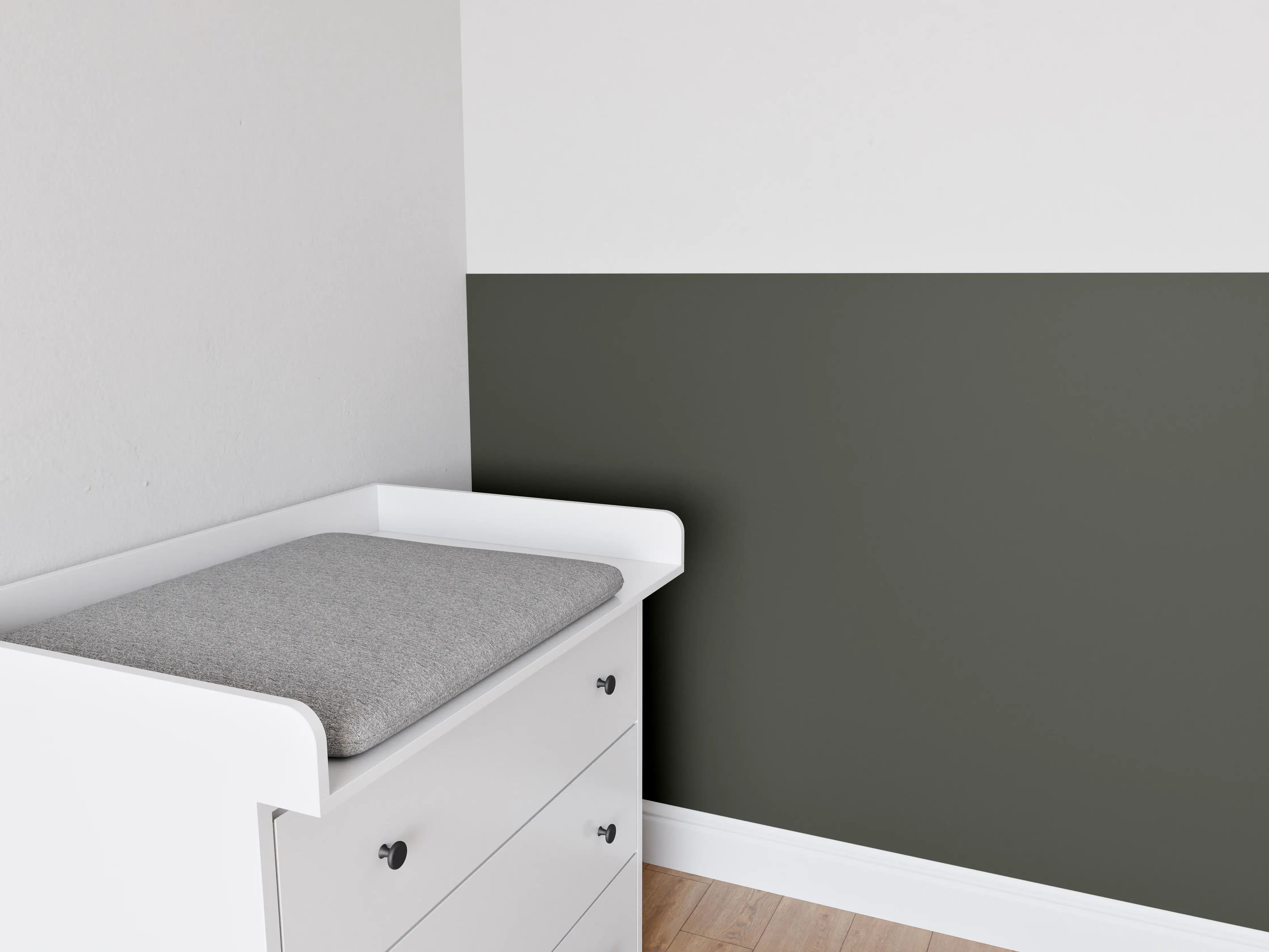 Babyzimmer Wandgestaltung - RAL 6008 (Braungrün)