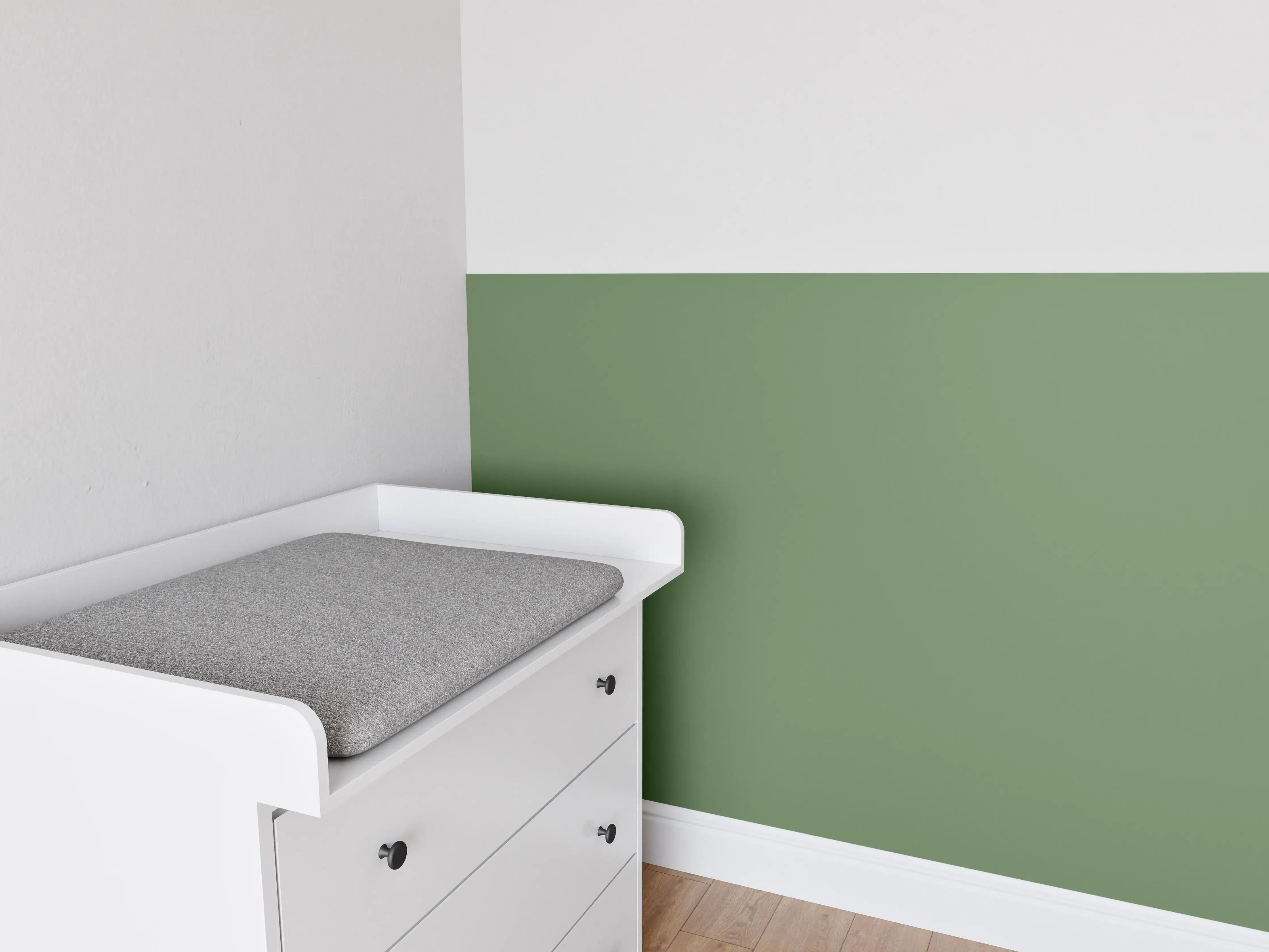 Babyzimmer Wandgestaltung - RAL 6011 (Reseda grün)
