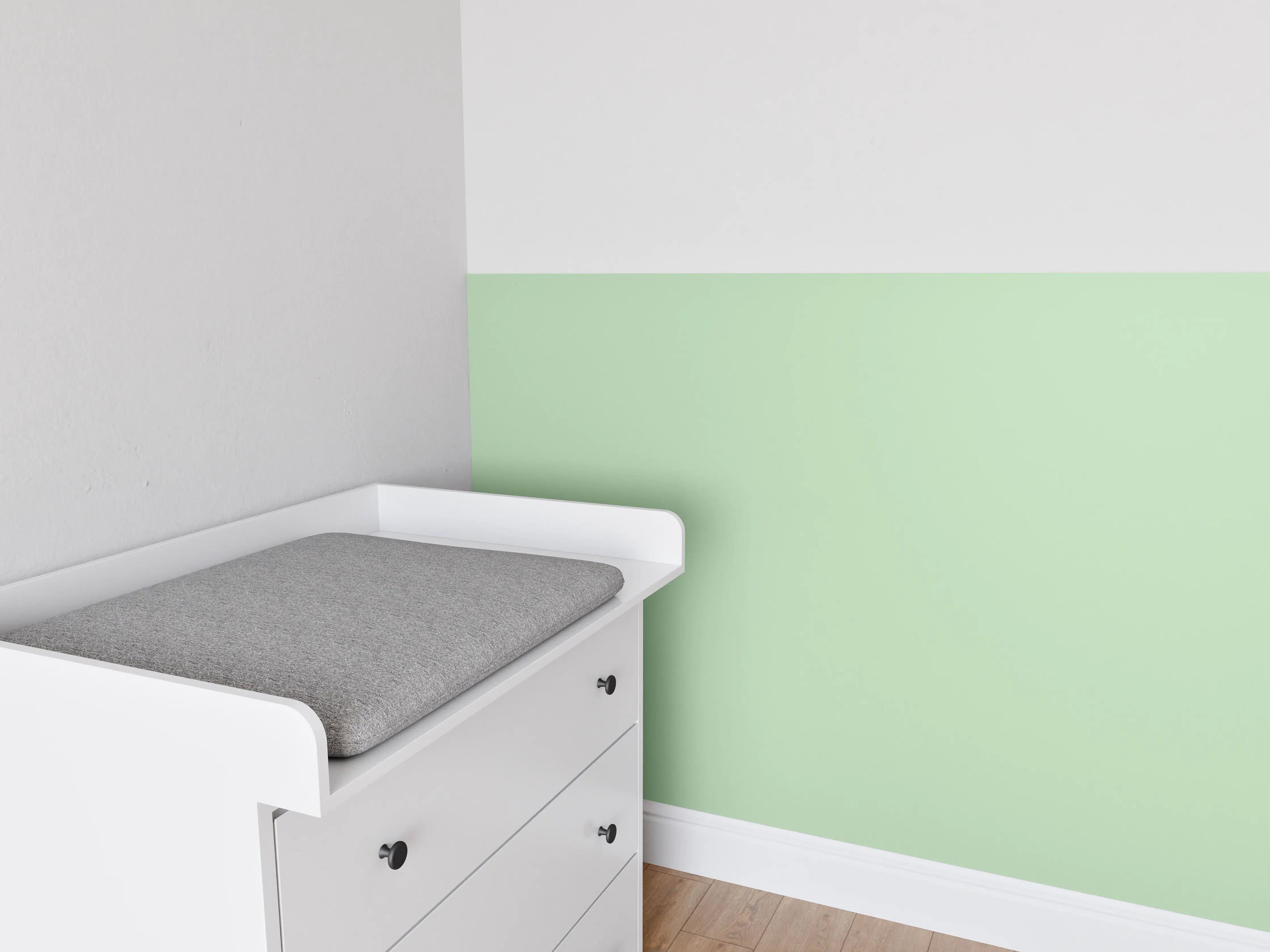 Babyzimmer Wandgestaltung - RAL 6019 (pastellgrün)