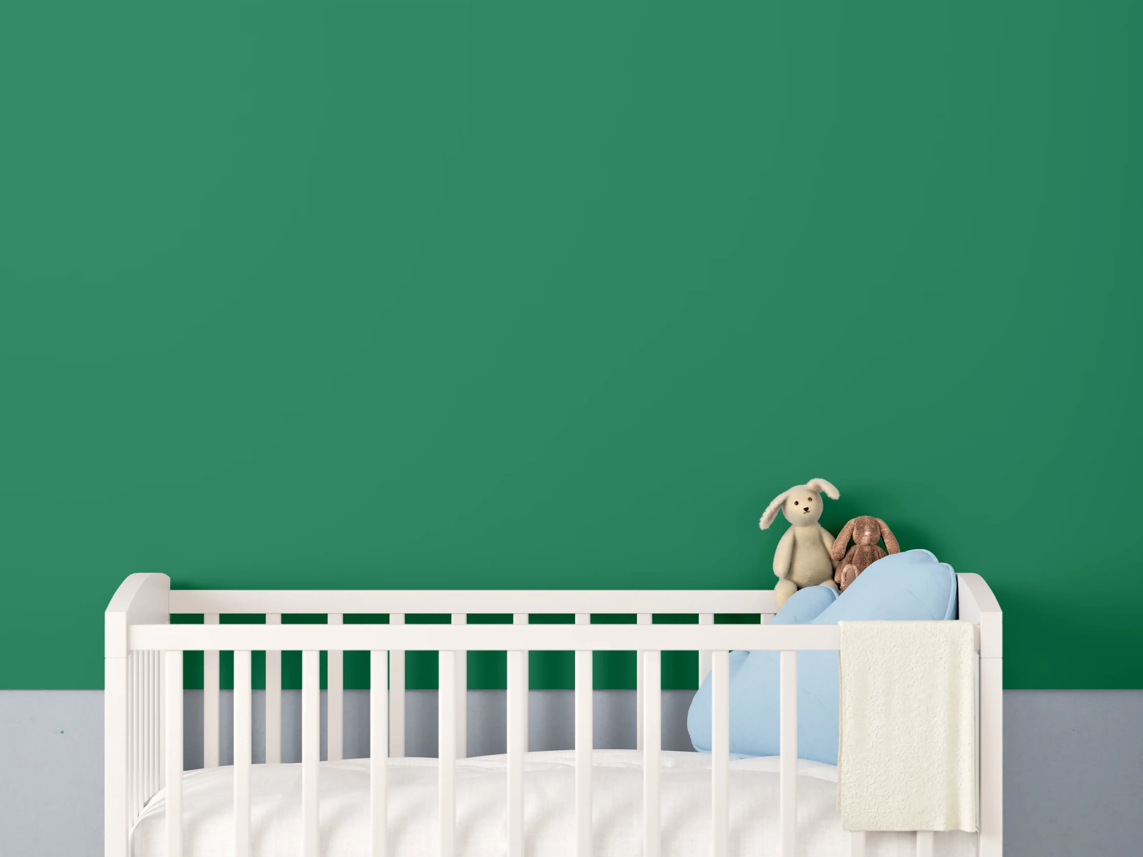 Babyzimmer Wandgestaltung - RAL 6029 (Mintgrün)