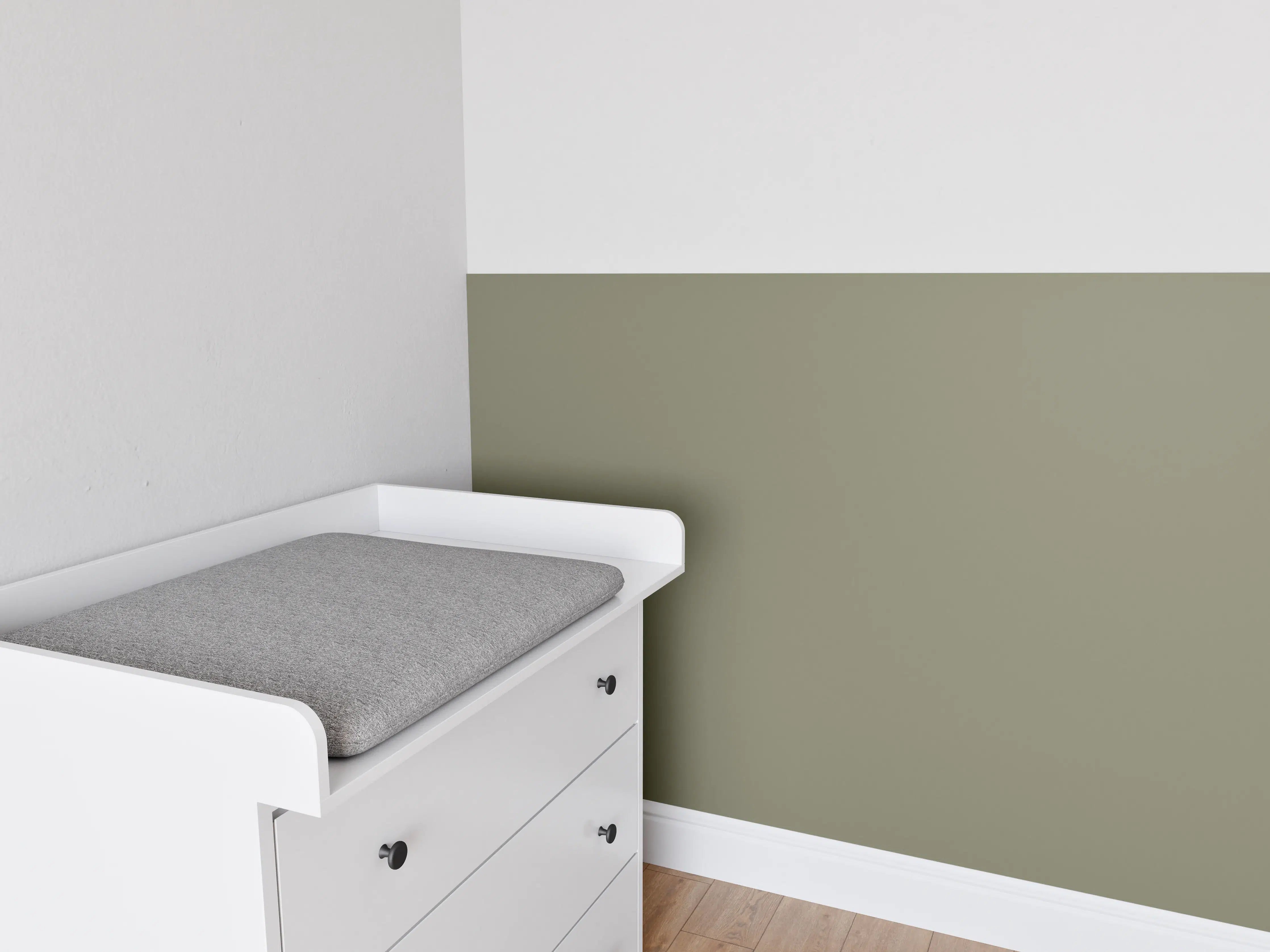 Babyzimmer Wandgestaltung - RAL 7002 (Olivgrau)