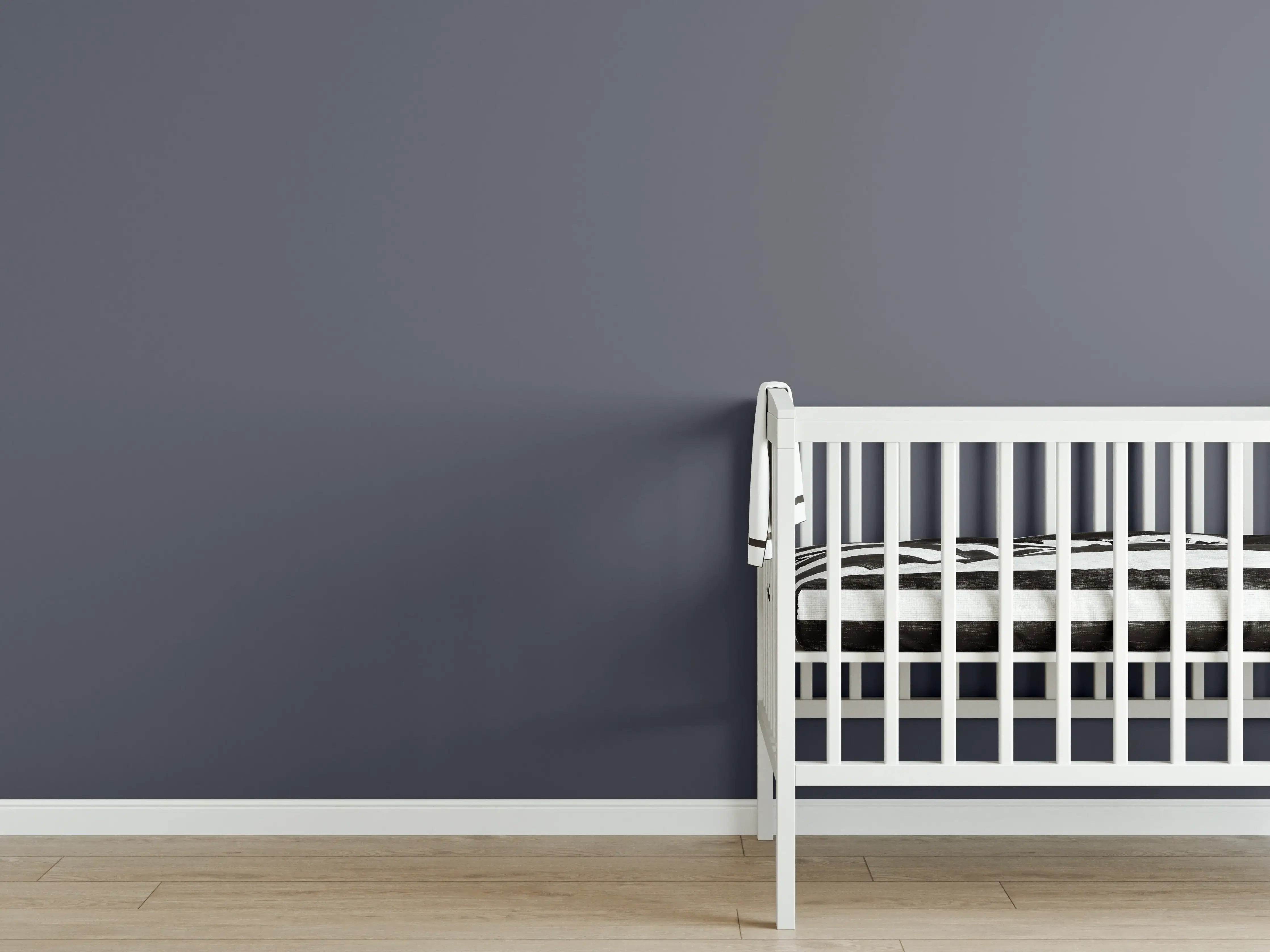 Babyzimmer Wandgestaltung - RAL 7015 (Schiefergrau)