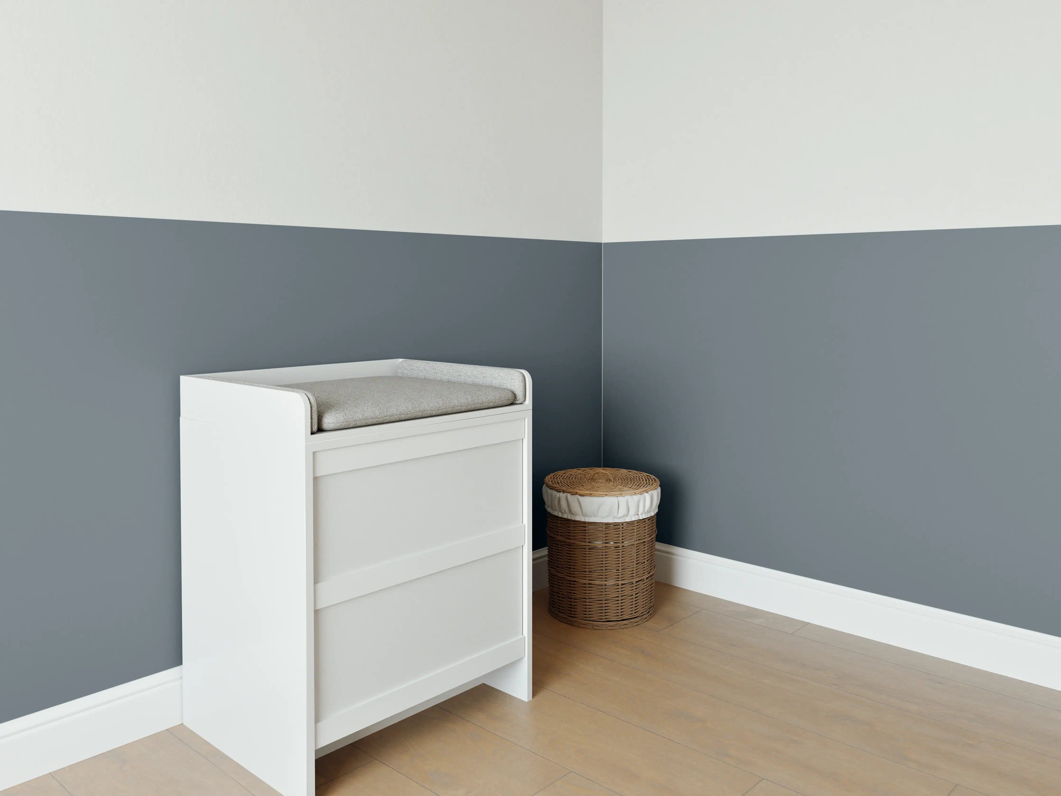 Babyzimmer Wandgestaltung - RAL 7031 (Blaugrau)