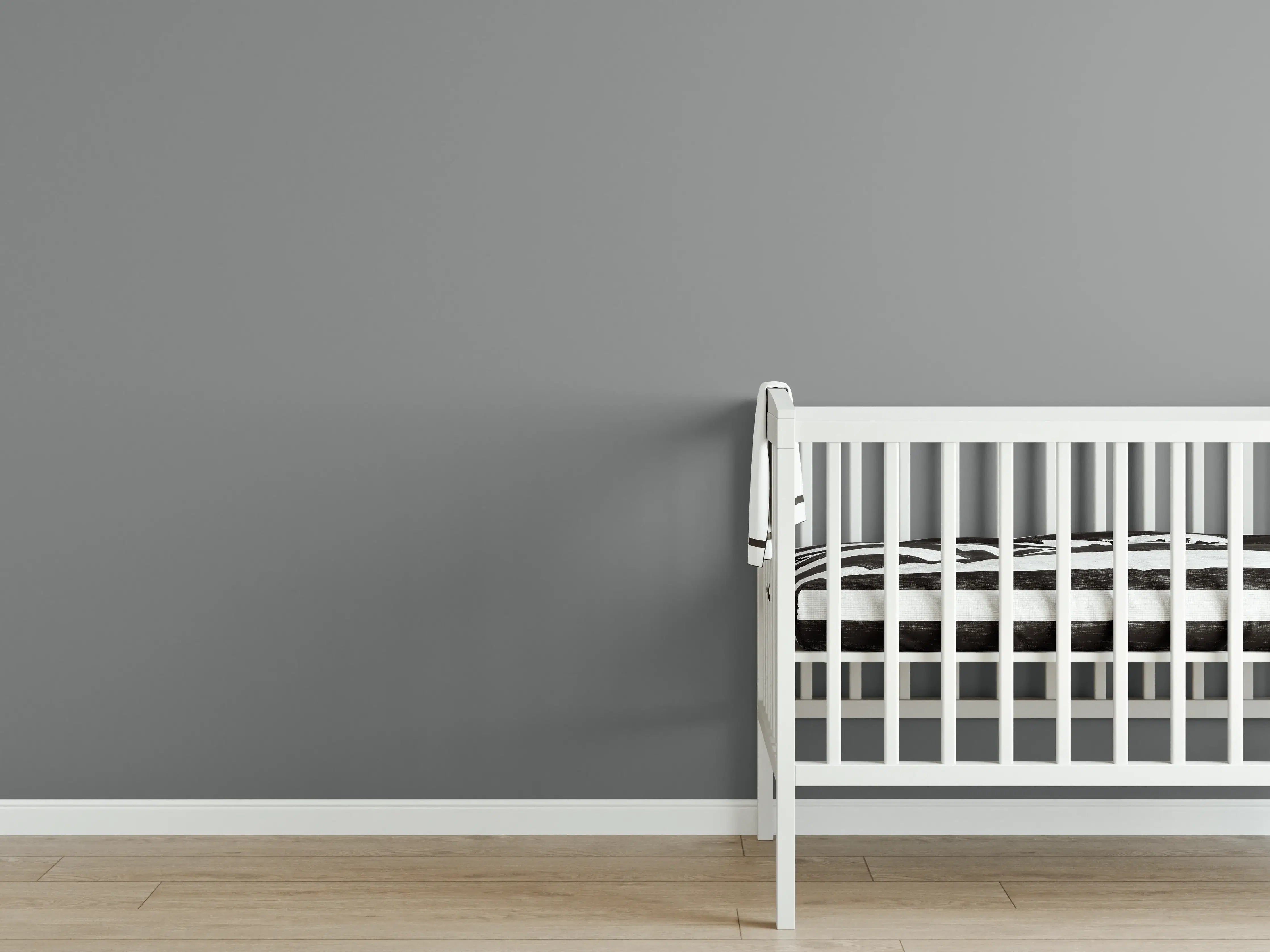 Babyzimmer Wandgestaltung - RAL 7037 (Staubiges Grau)
