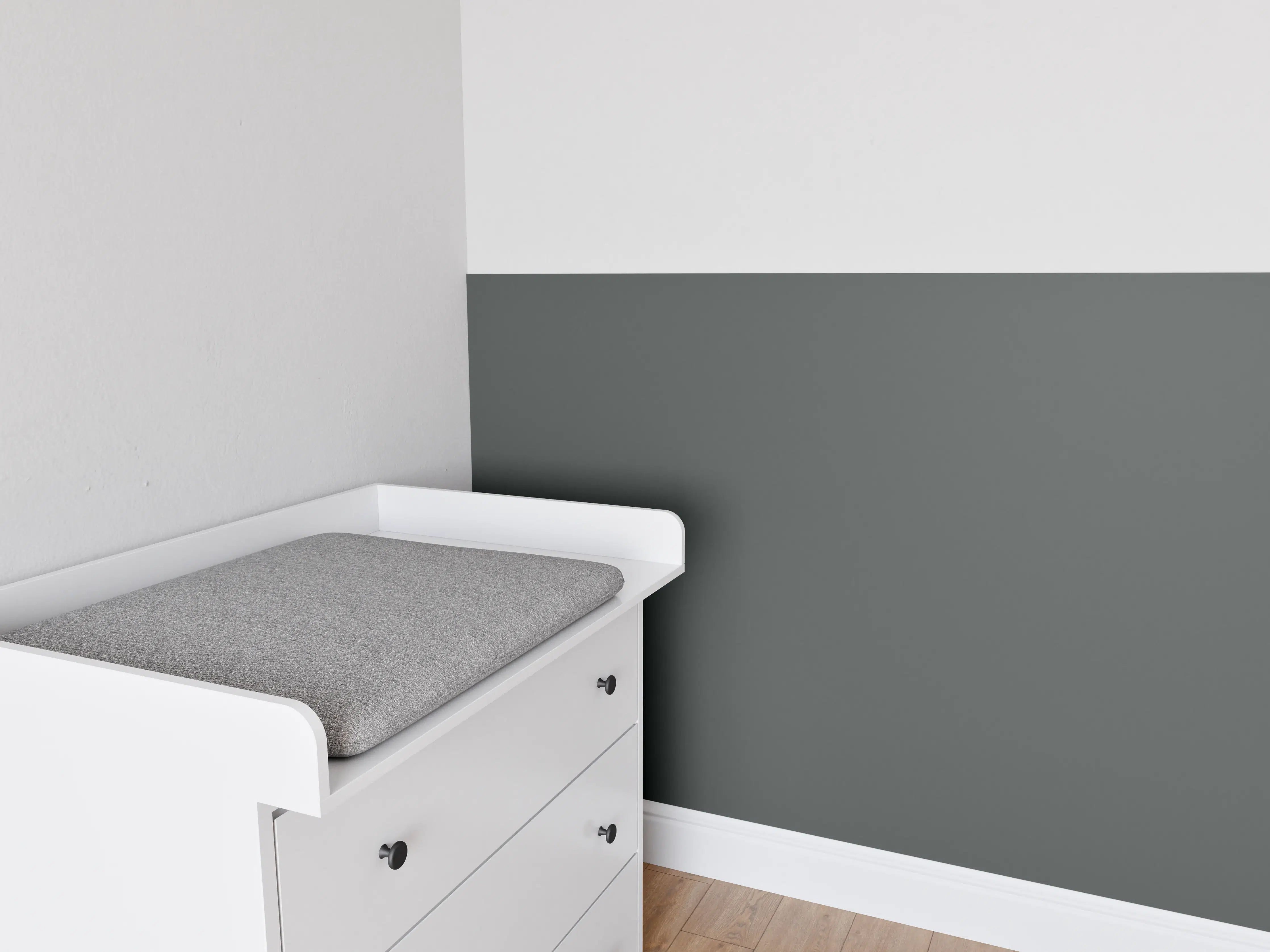 Babyzimmer Wandgestaltung - RAL 7043 (Verkehrsgrau B)