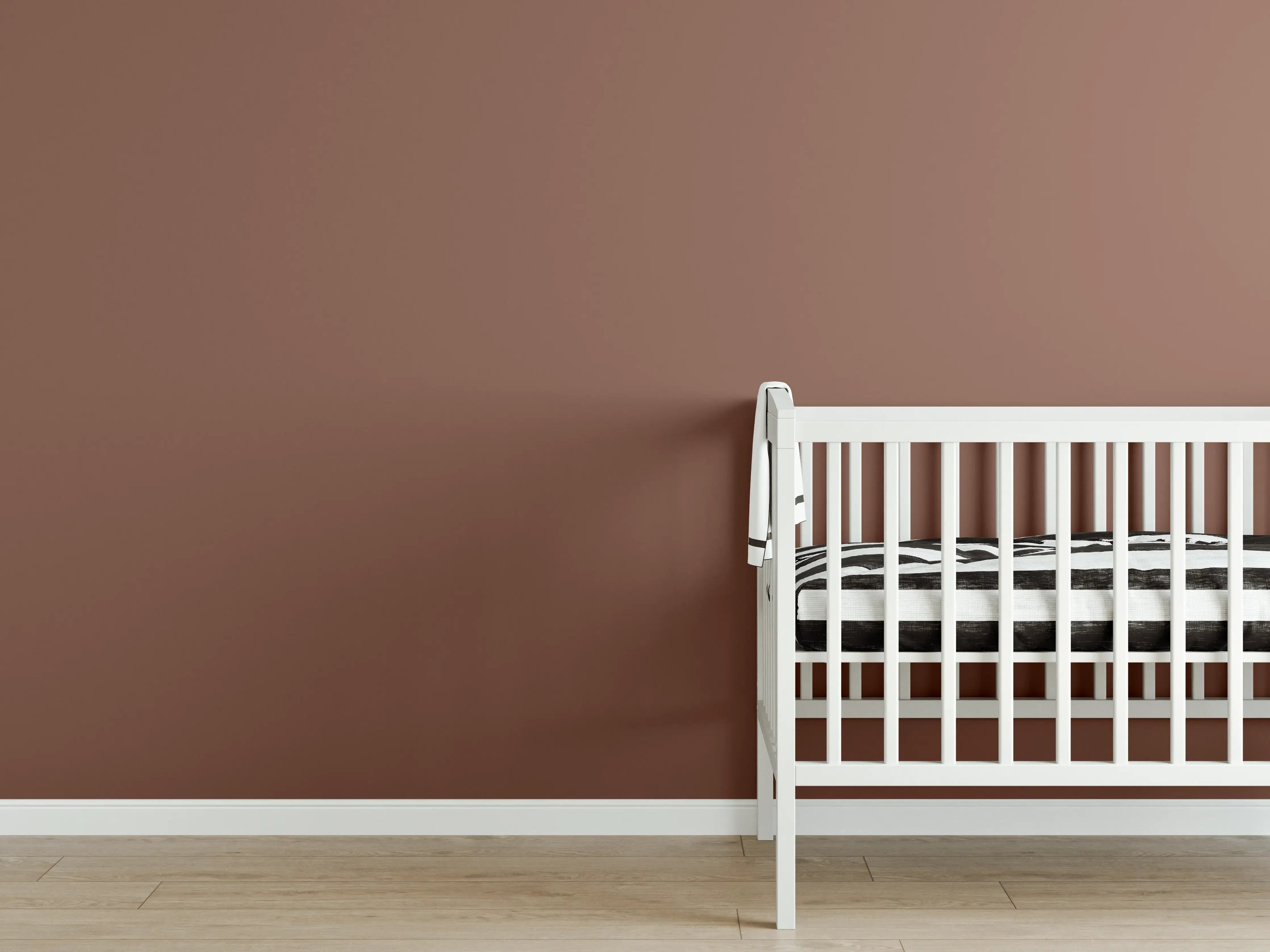 Babyzimmer Wandgestaltung - RAL 8002 (Signalbraun)