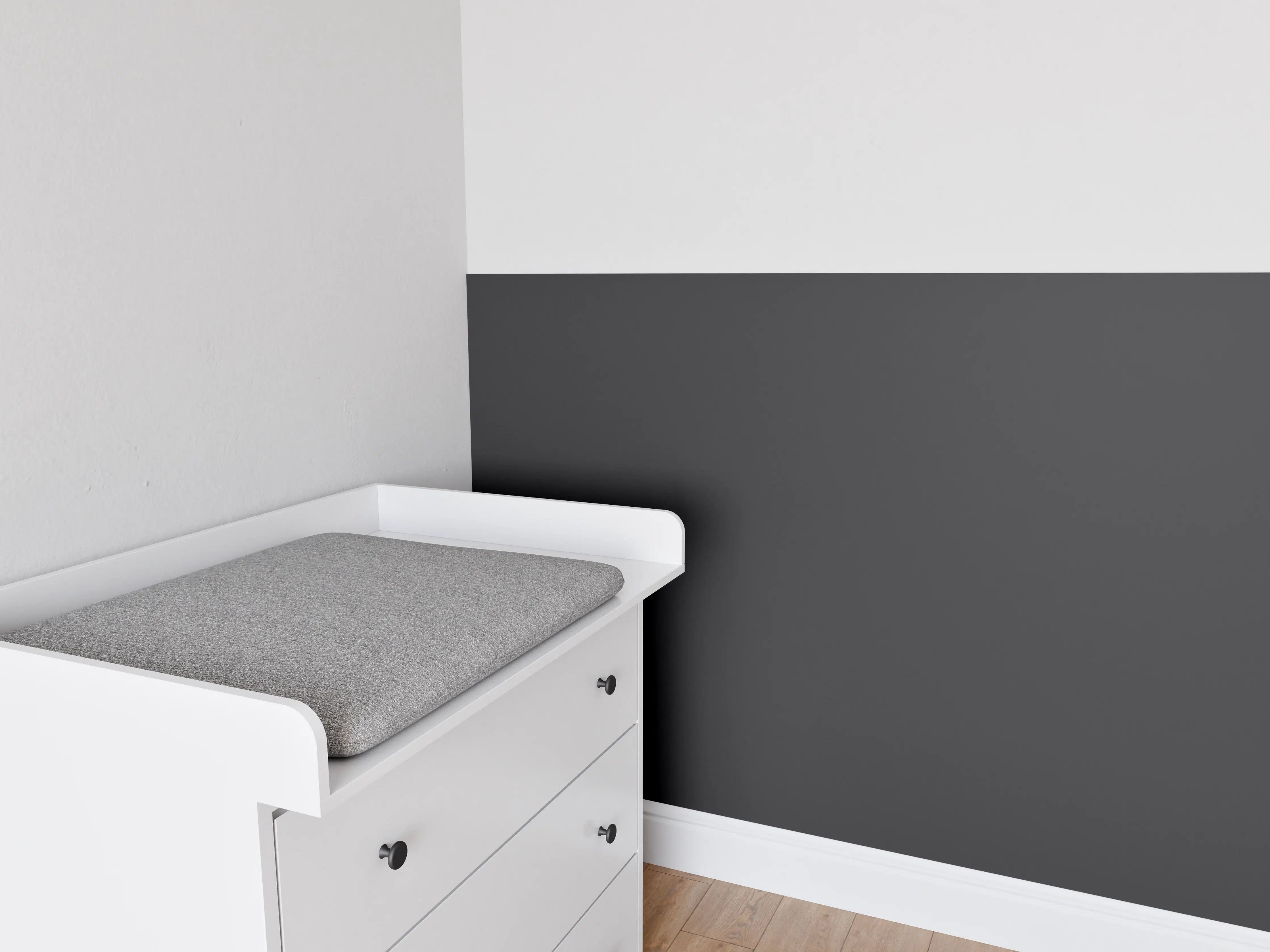 Babyzimmer Wandgestaltung - RAL 9004 (Signalschwarz)