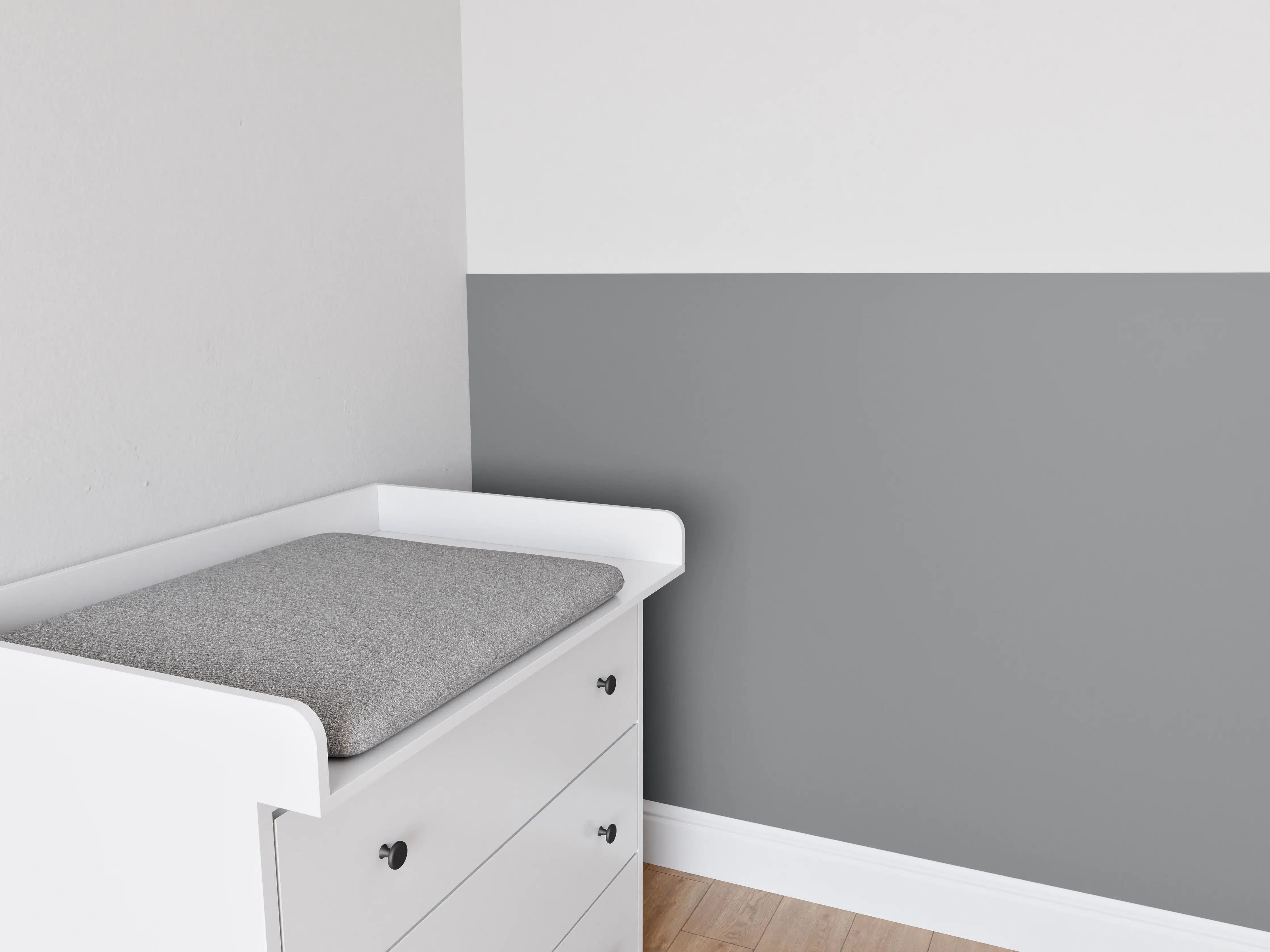 Babyzimmer Wandgestaltung - RAL 9023 (Perlgrau dunkelgrau)