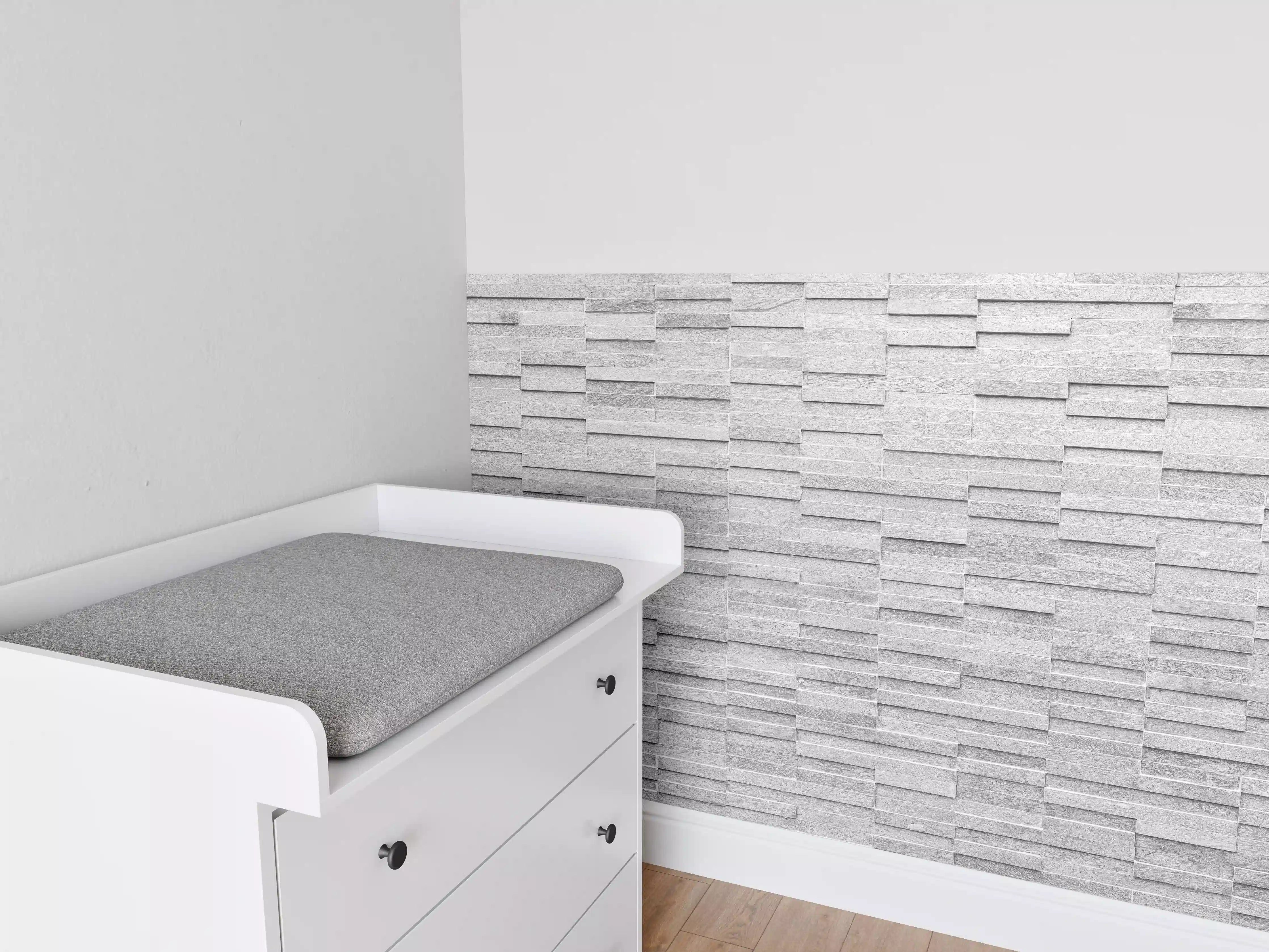 Babyzimmer Wandgestaltung - Rauer weißer Sandstein
