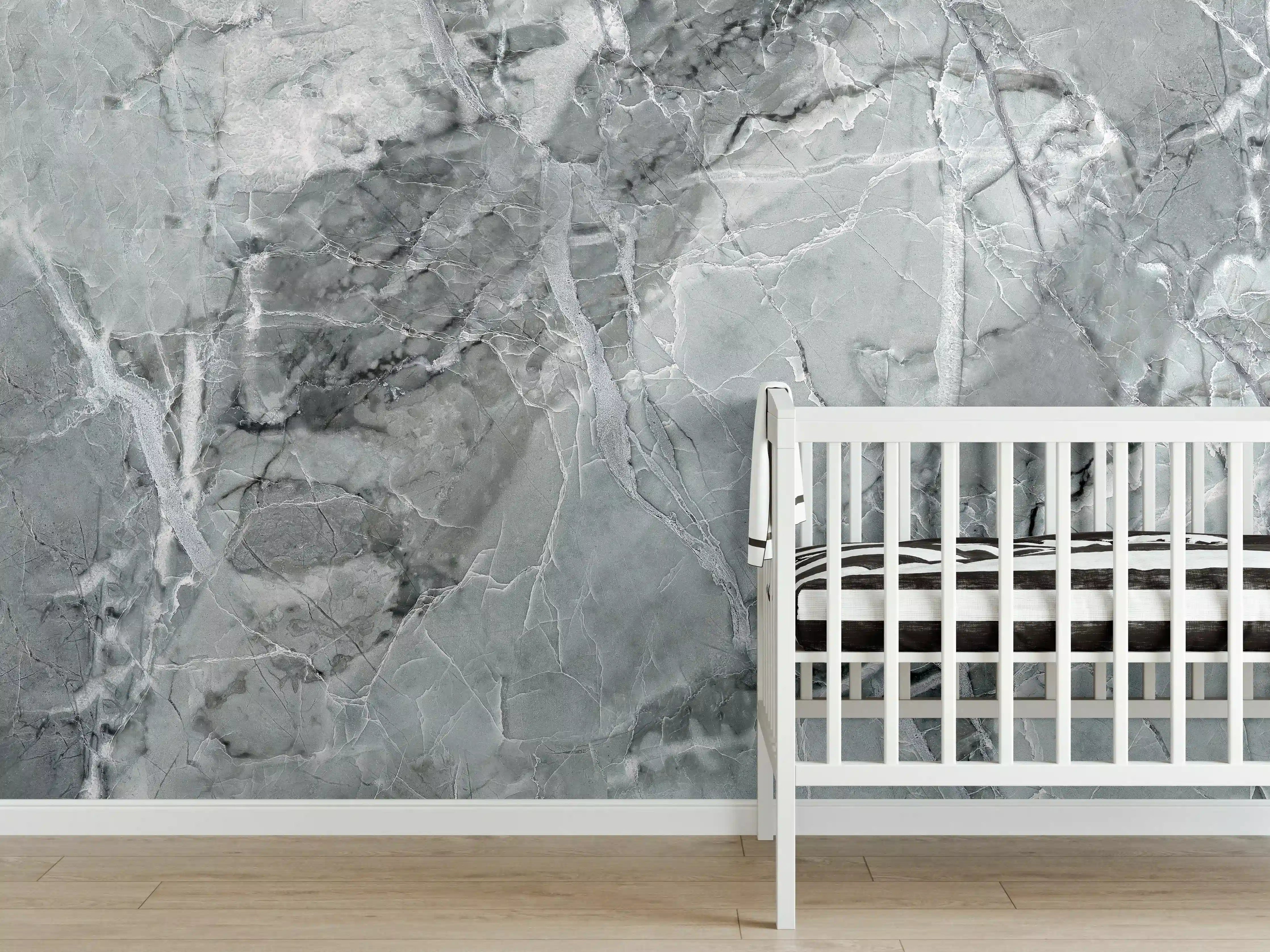 Babyzimmer Wandgestaltung - Rissiger gräulicher Marmor 
