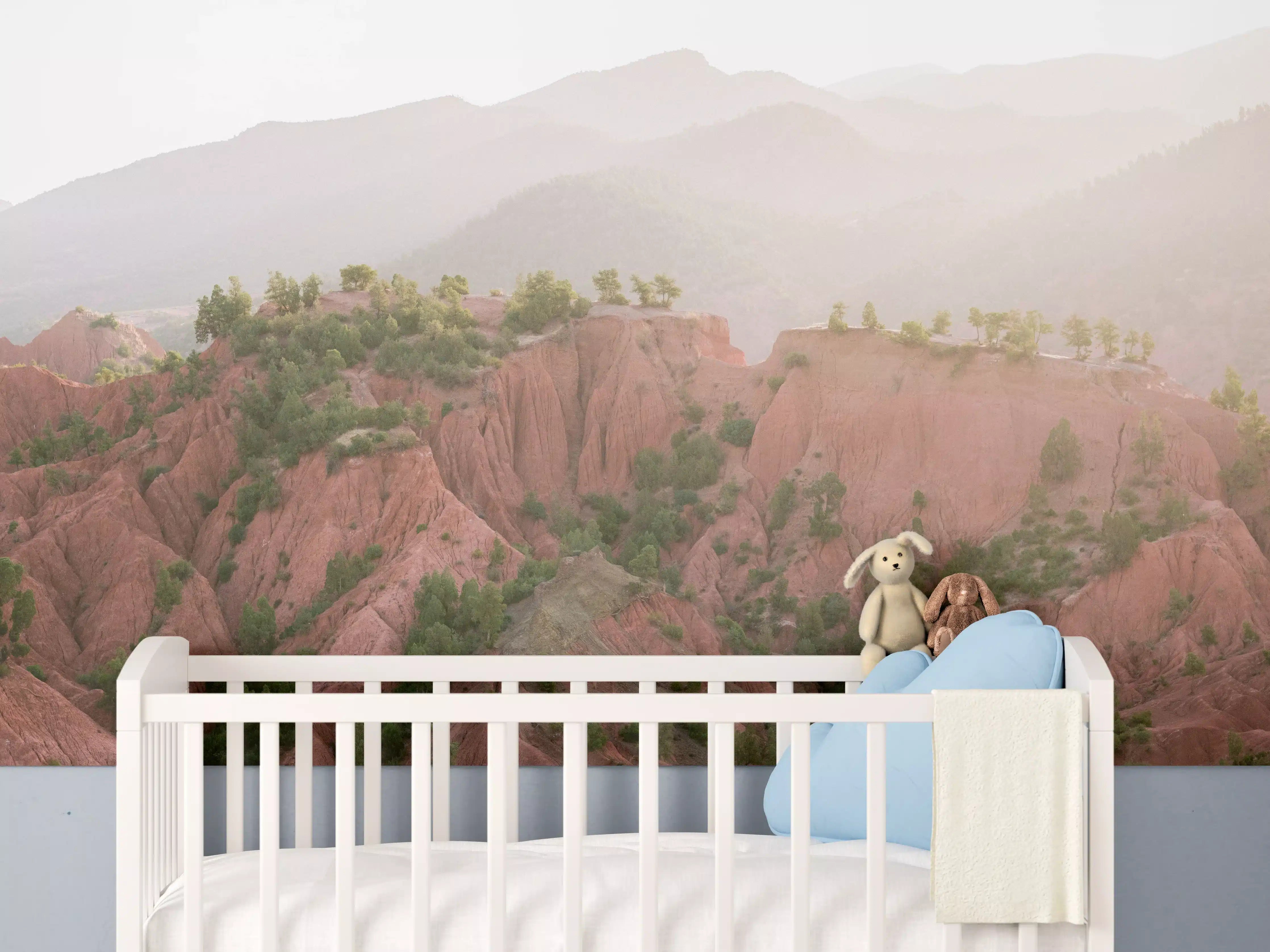 Babyzimmer Wandgestaltung - Rötliche Berglandschaft im Sonnenlicht