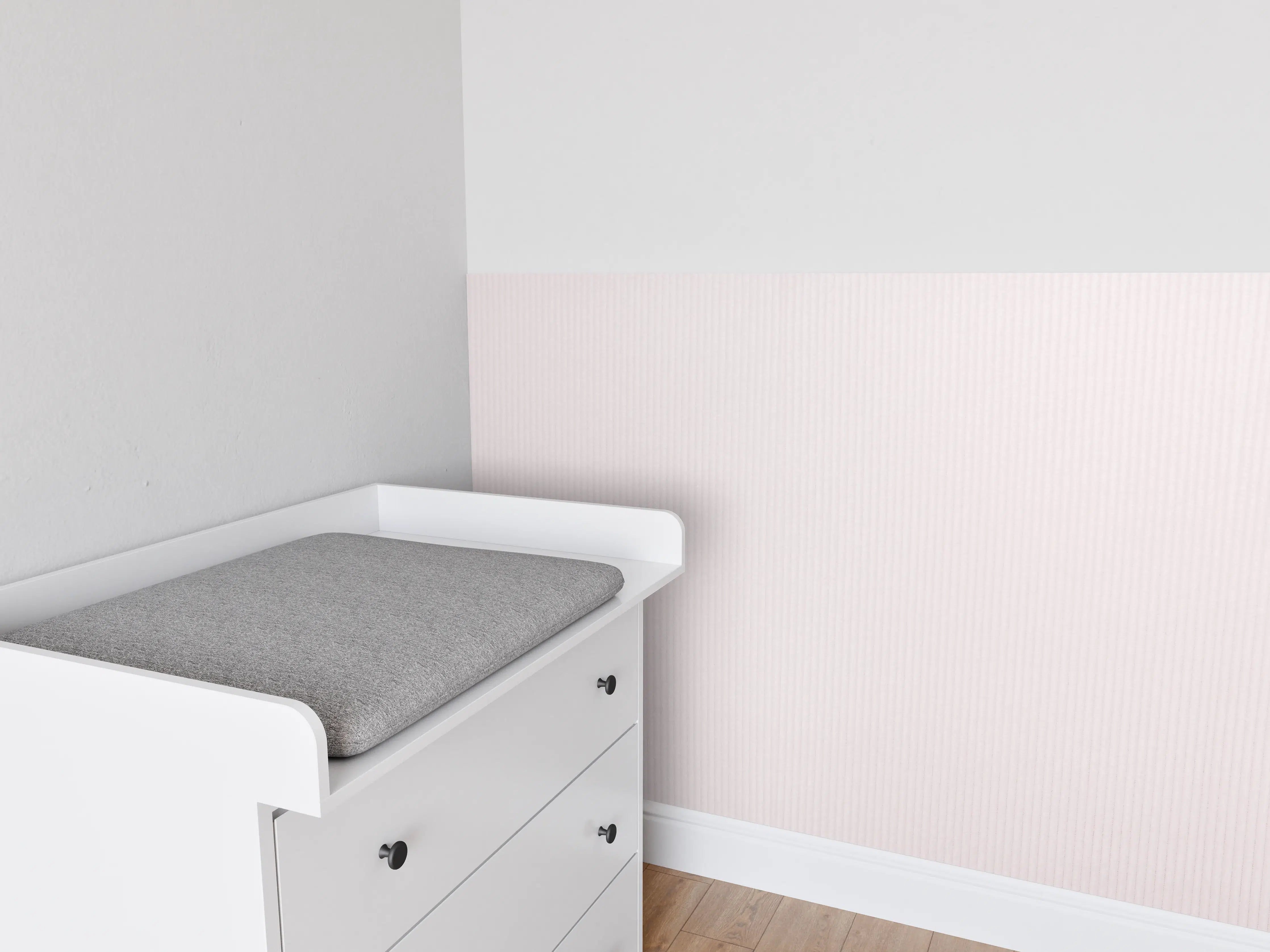 Babyzimmer Wandgestaltung - Rosa Stoff 
