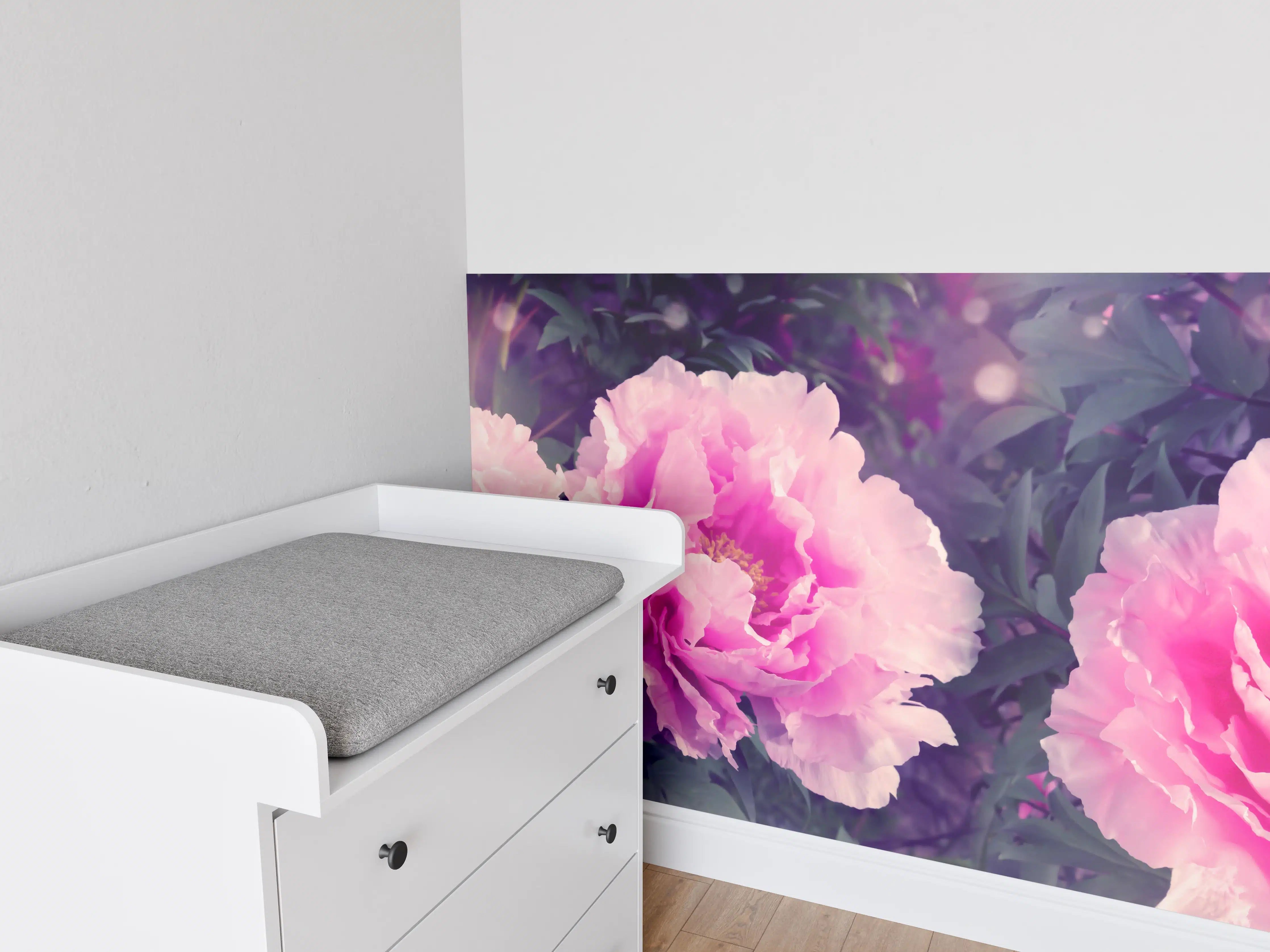 Babyzimmer Wandgestaltung - Rosa-Weiße Pfingstrosen