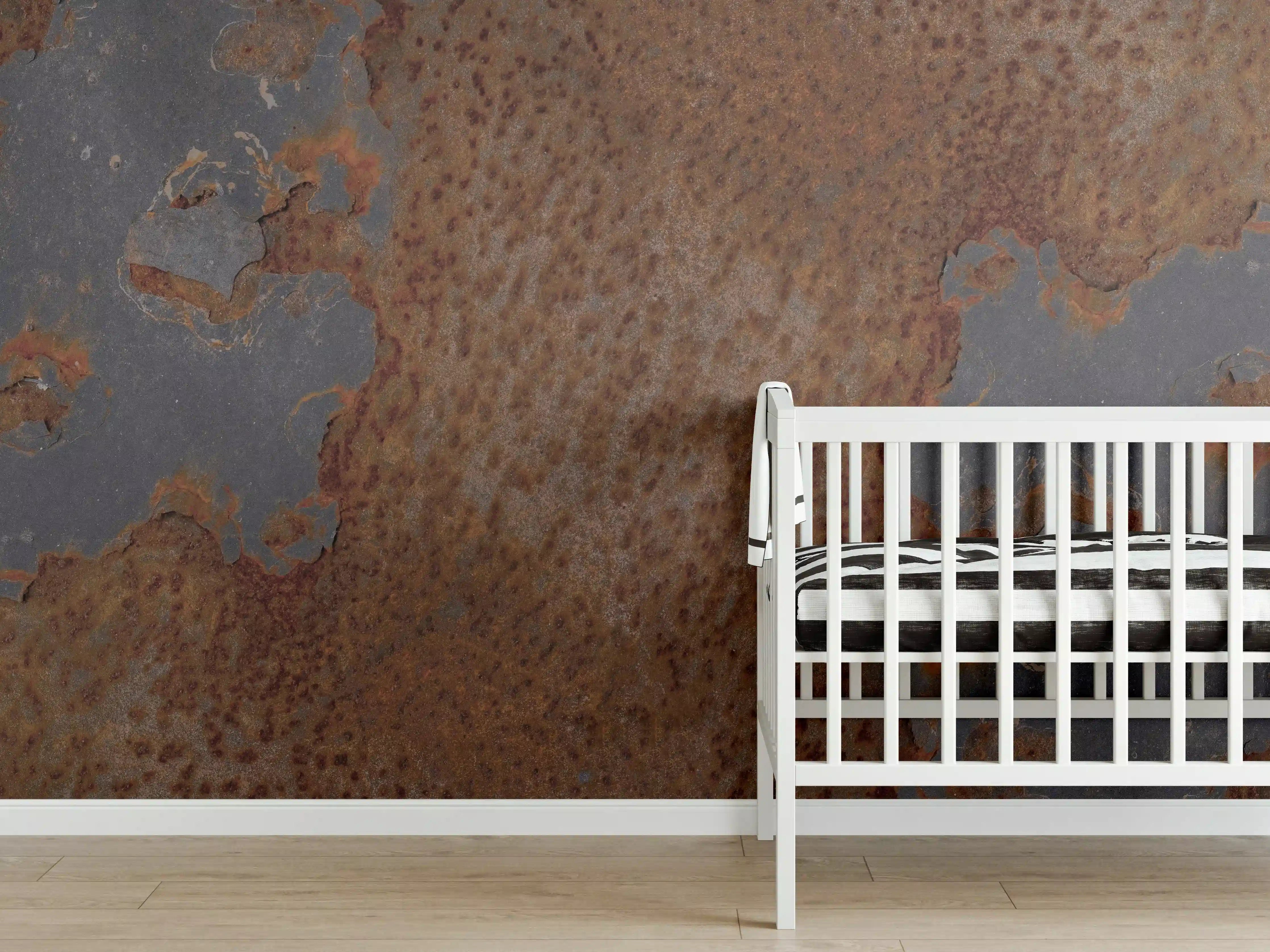 Babyzimmer Wandgestaltung - Rostiges Metall im Grunge-Stil