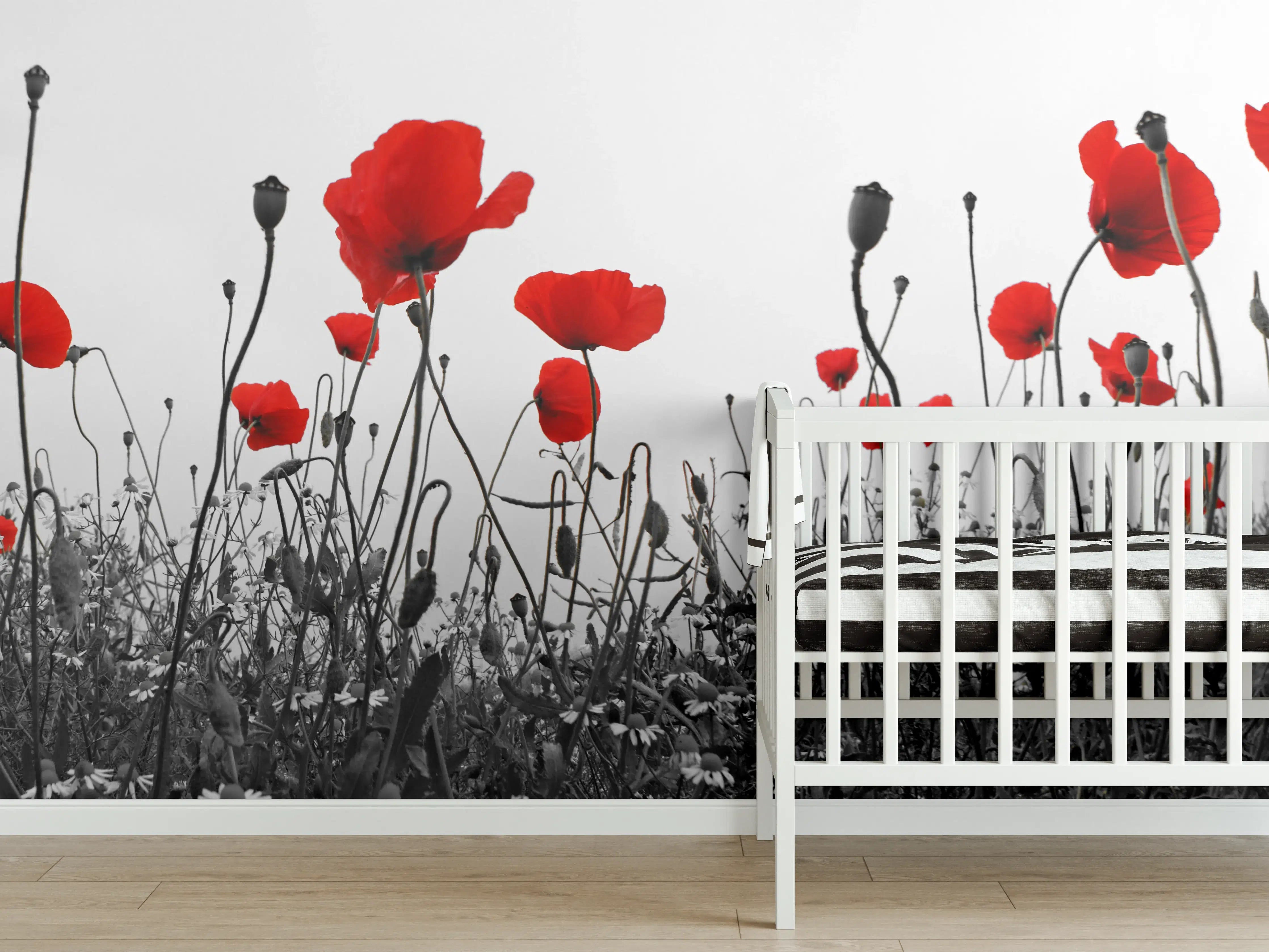 Babyzimmer Wandgestaltung - Rote Mohnblumen vor grauem Himmel