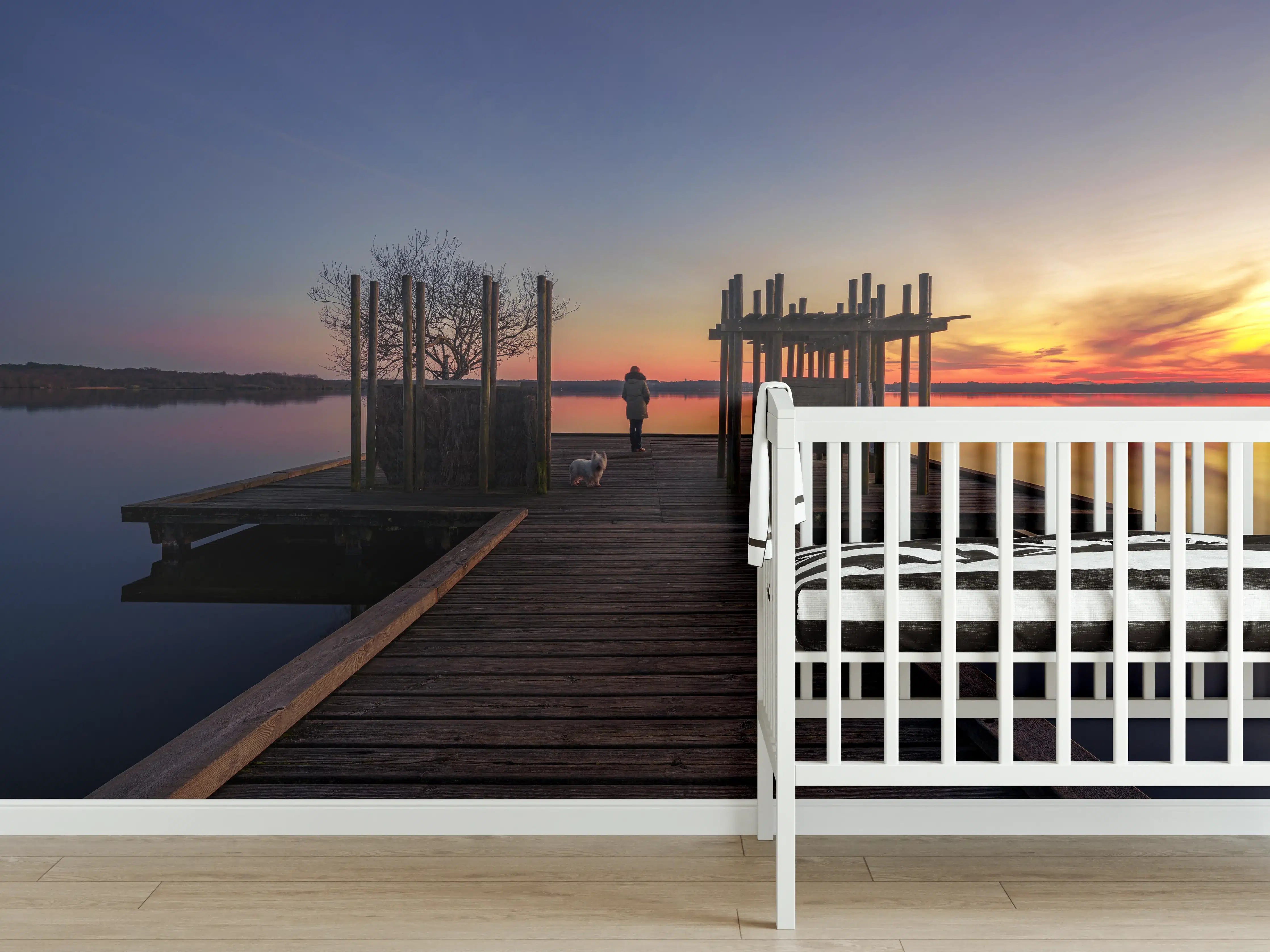 Babyzimmer Wandgestaltung - Ruhiger See bei Sonnenuntergang