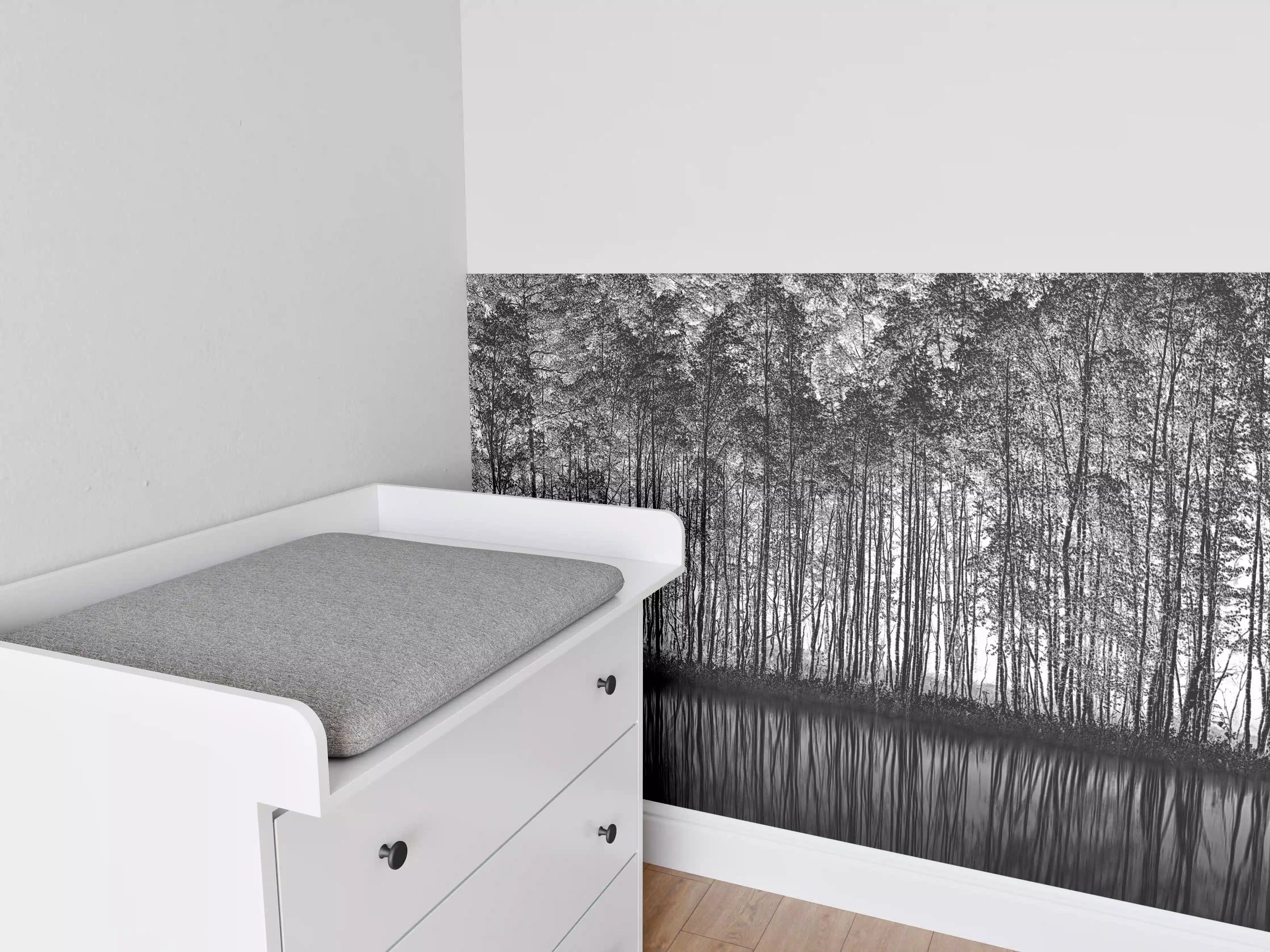 Babyzimmer Wandgestaltung - Ruhiger Wald - Wasser Reflektion 