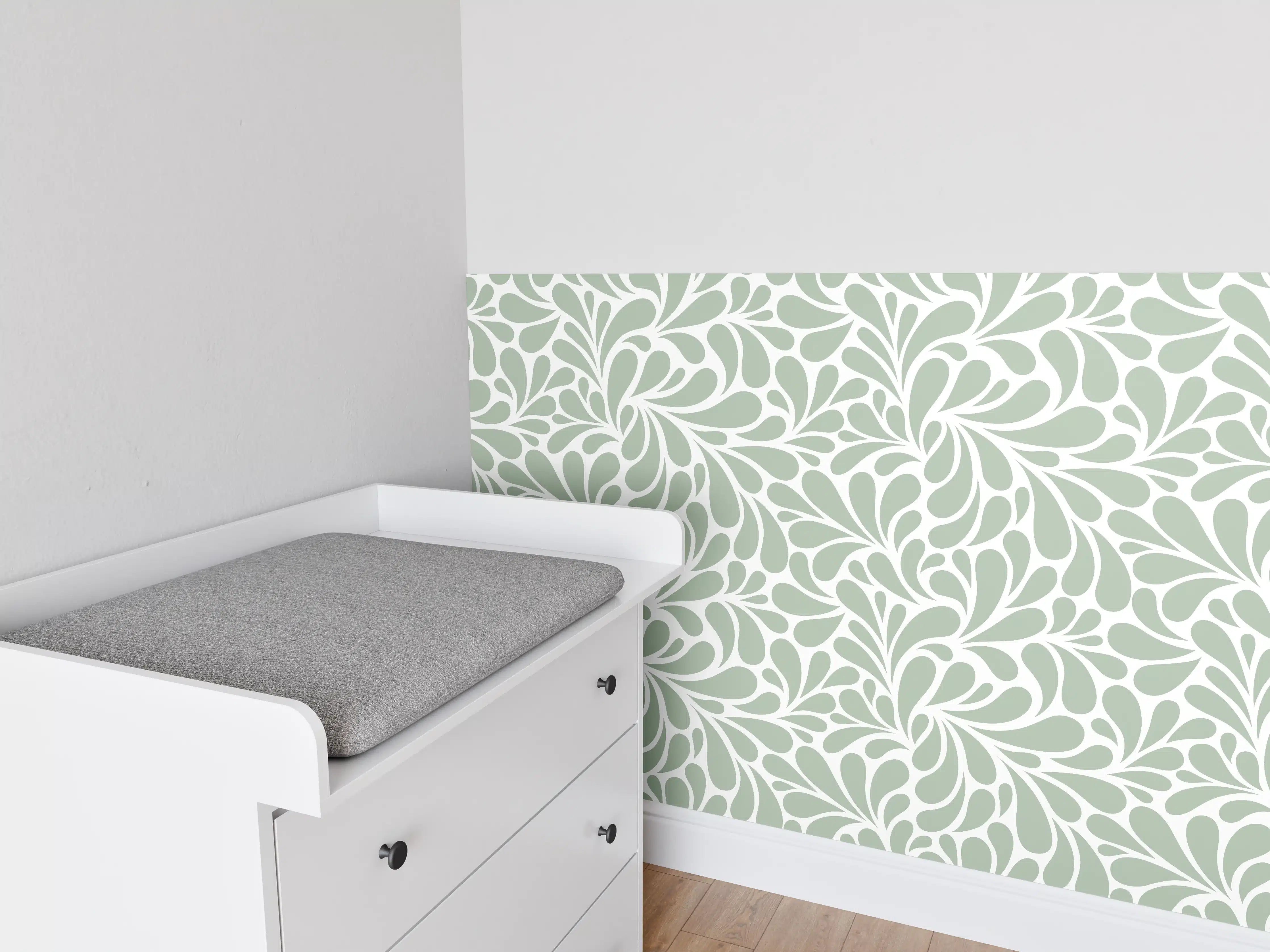 Babyzimmer Wandgestaltung - Sanfte Grüntöne mit floraler Musterung