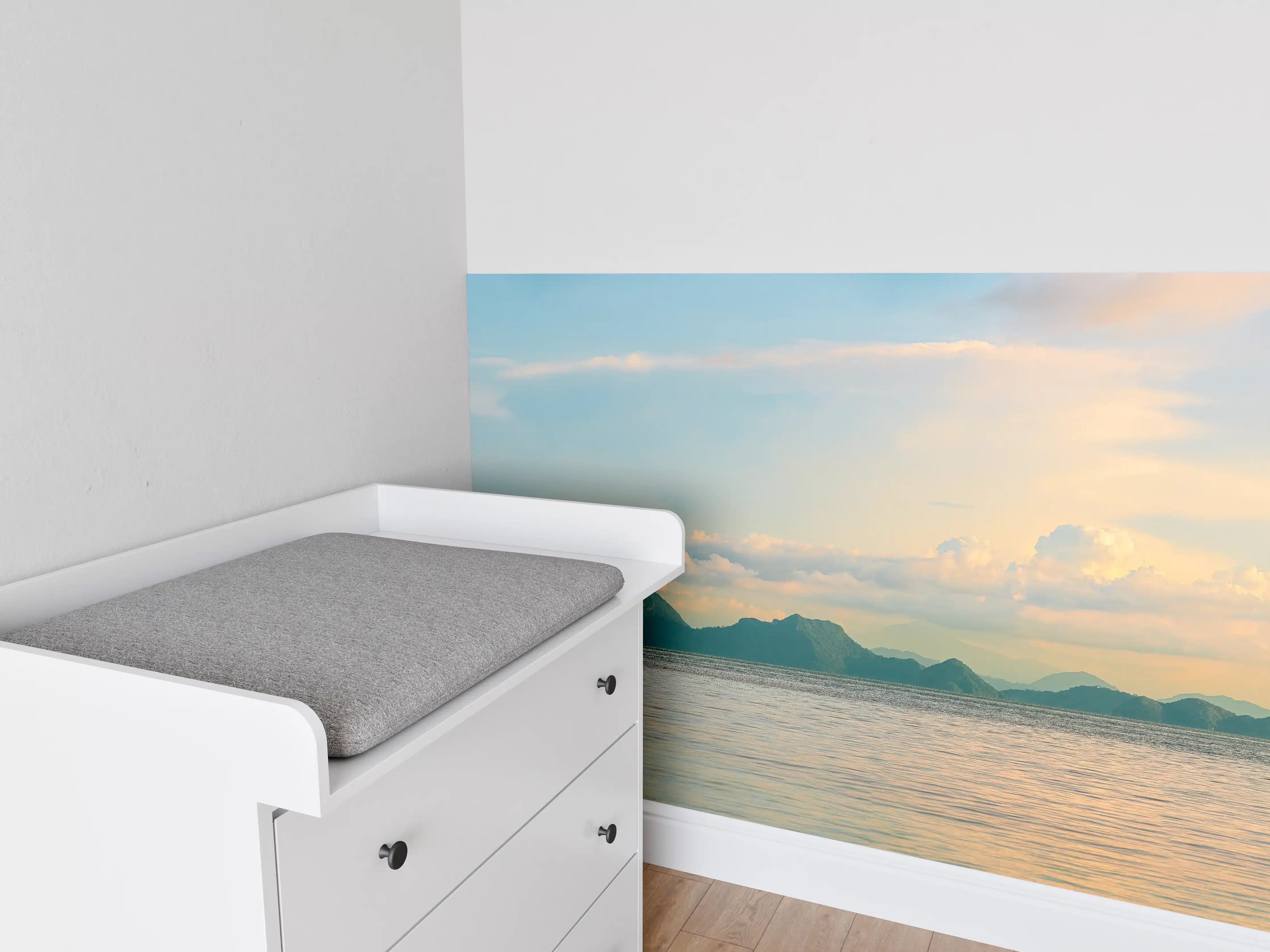 Babyzimmer Wandgestaltung - Sanfte Meereskulisse bei Sonnenuntergang