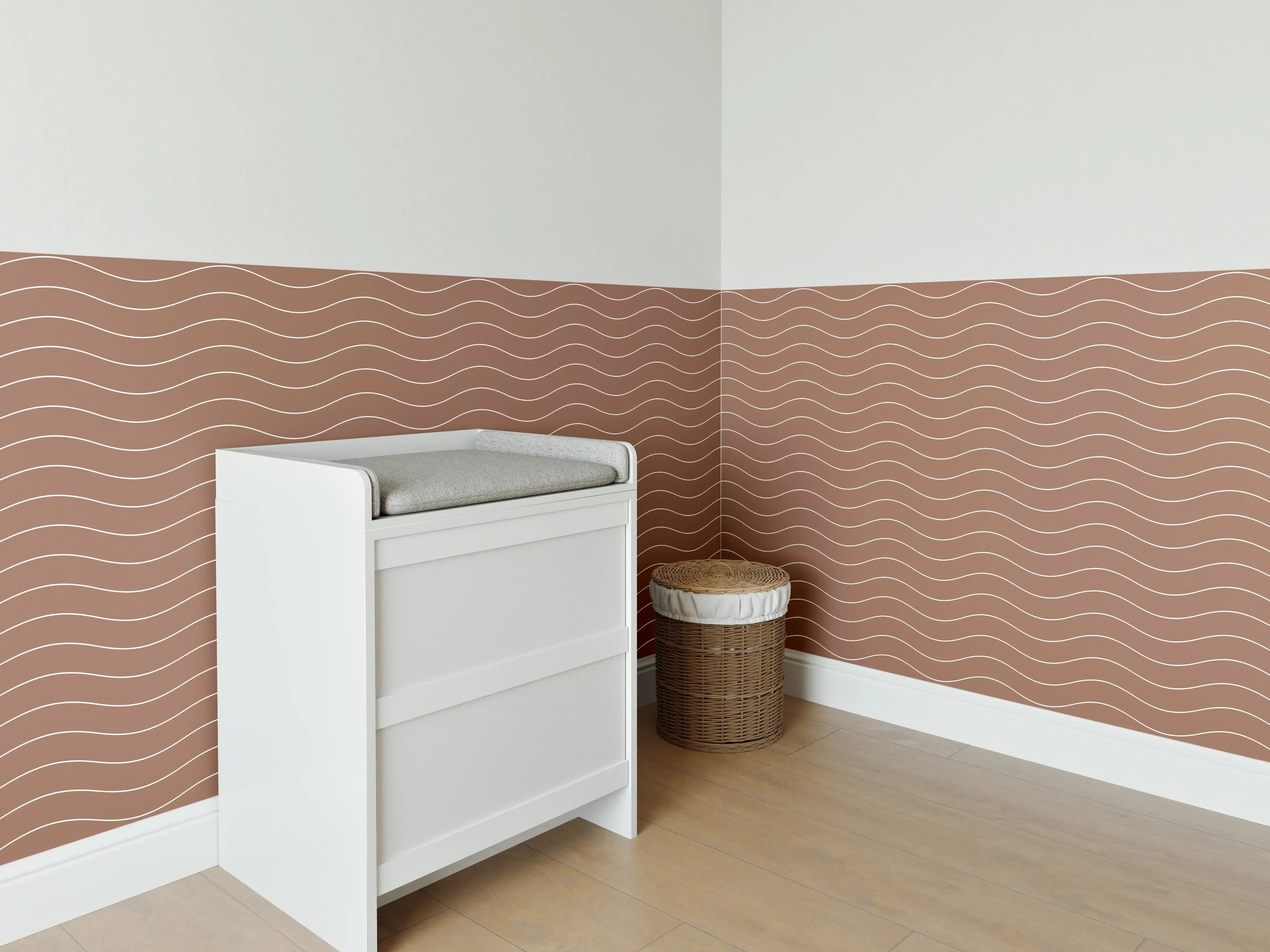 Babyzimmer Wandgestaltung - Sanfte Wellen in Braun