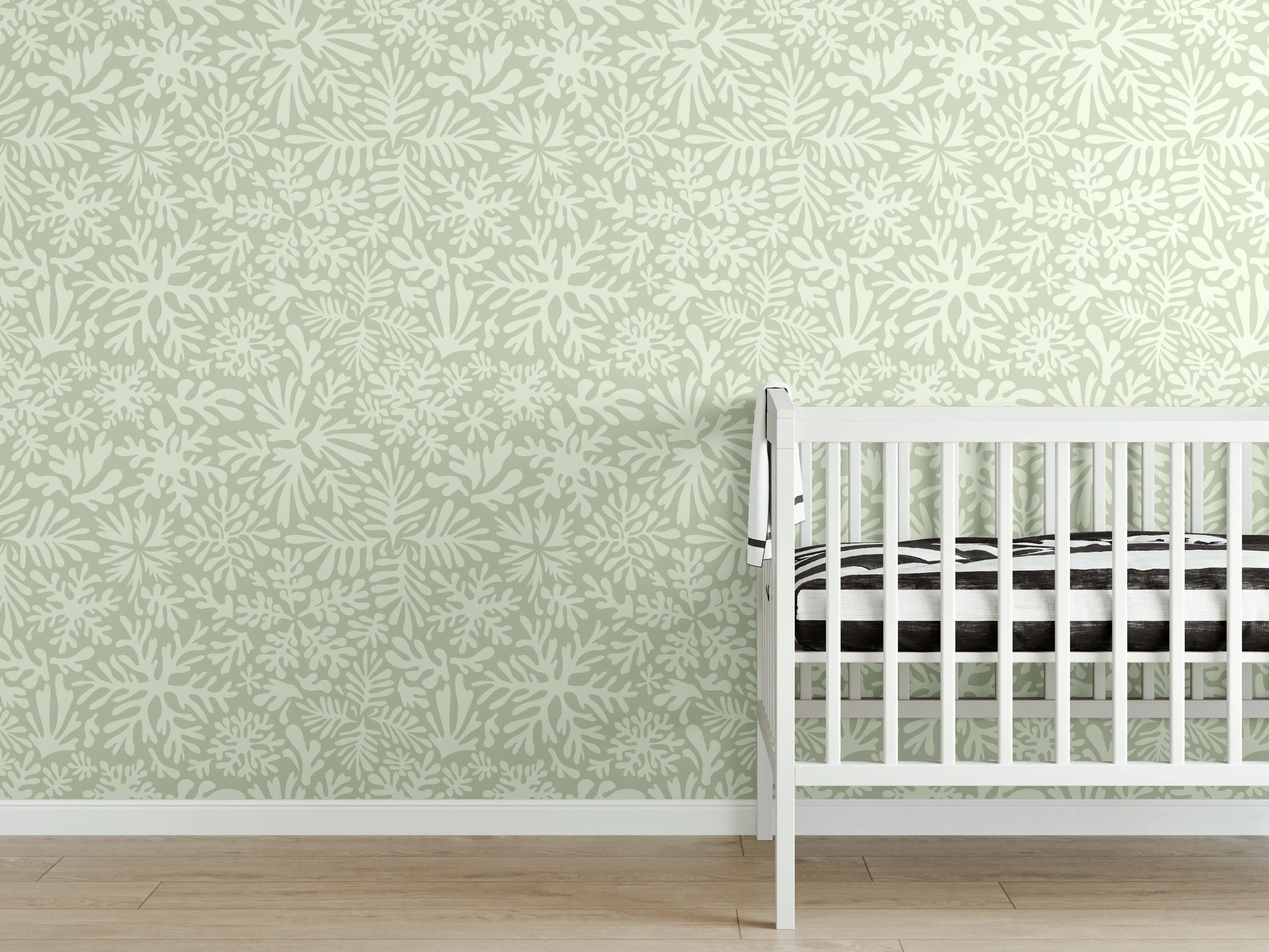 Babyzimmer Wandgestaltung - Sanfte grüne Blumenmuster-Wandgestaltung
