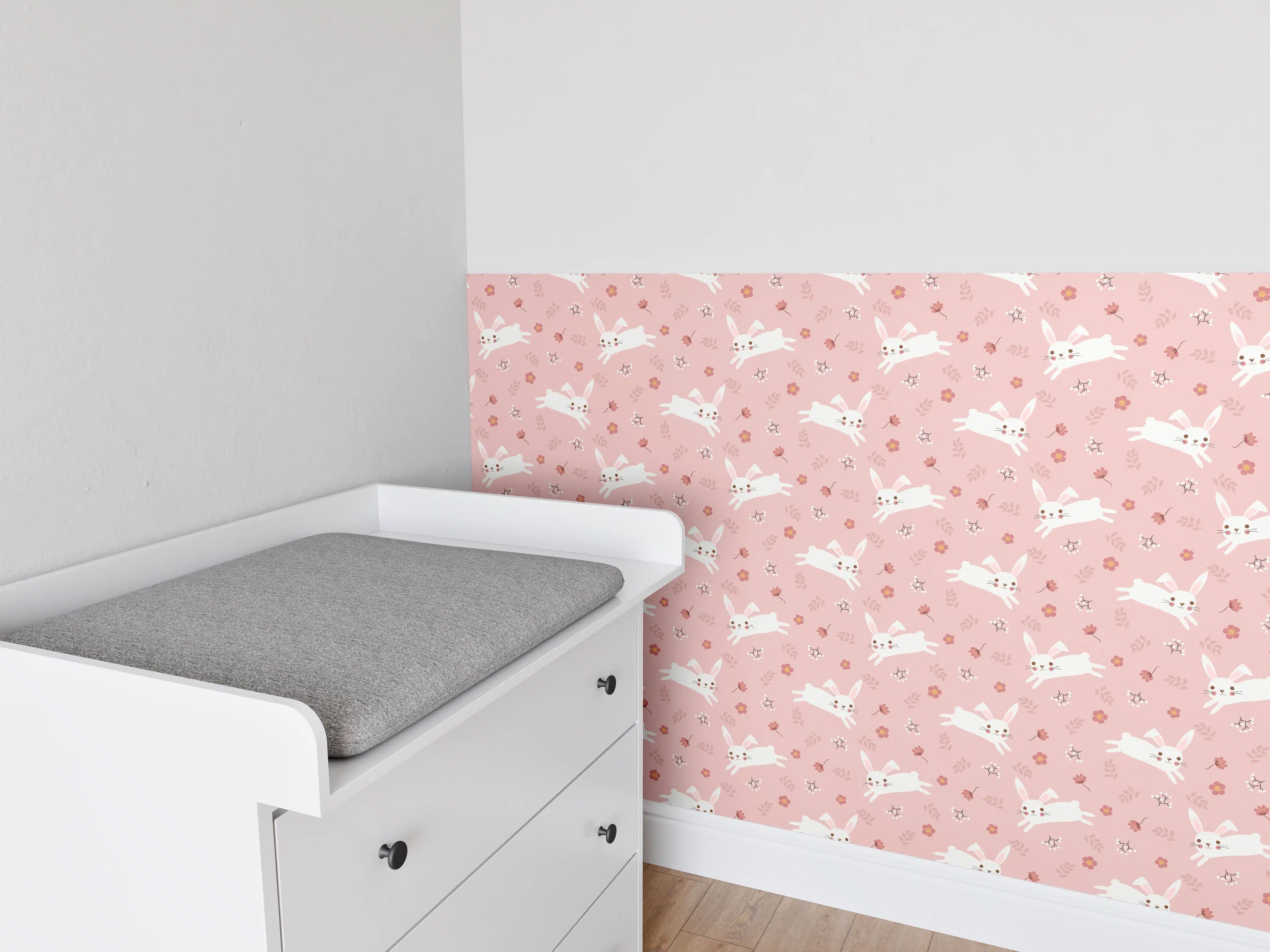 Babyzimmer Wandgestaltung - Sanfte rosa Himmel mit blühenden Kirschbumen