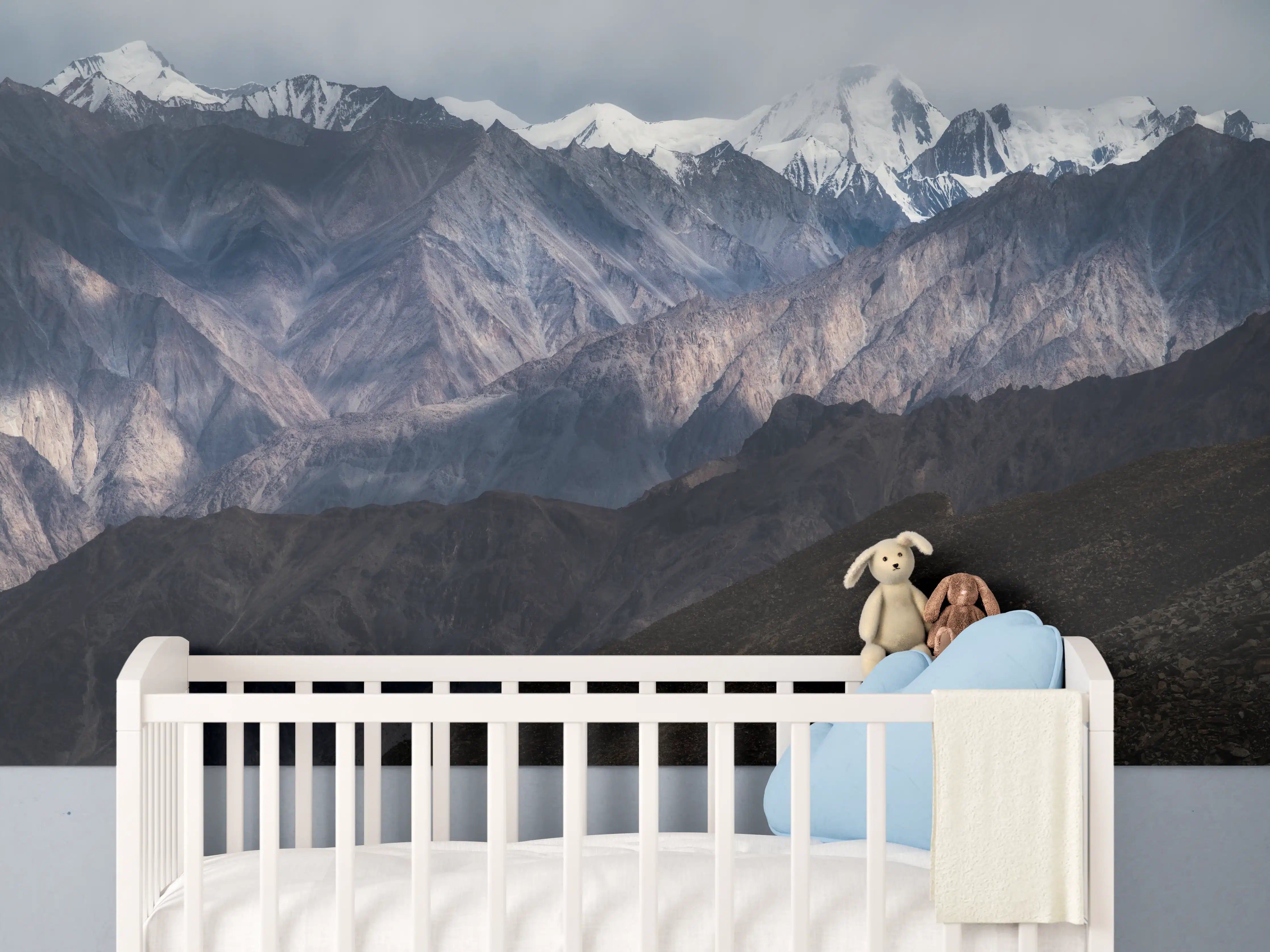 Babyzimmer Wandgestaltung - Schneebedeckte Bergspitzen Panorama