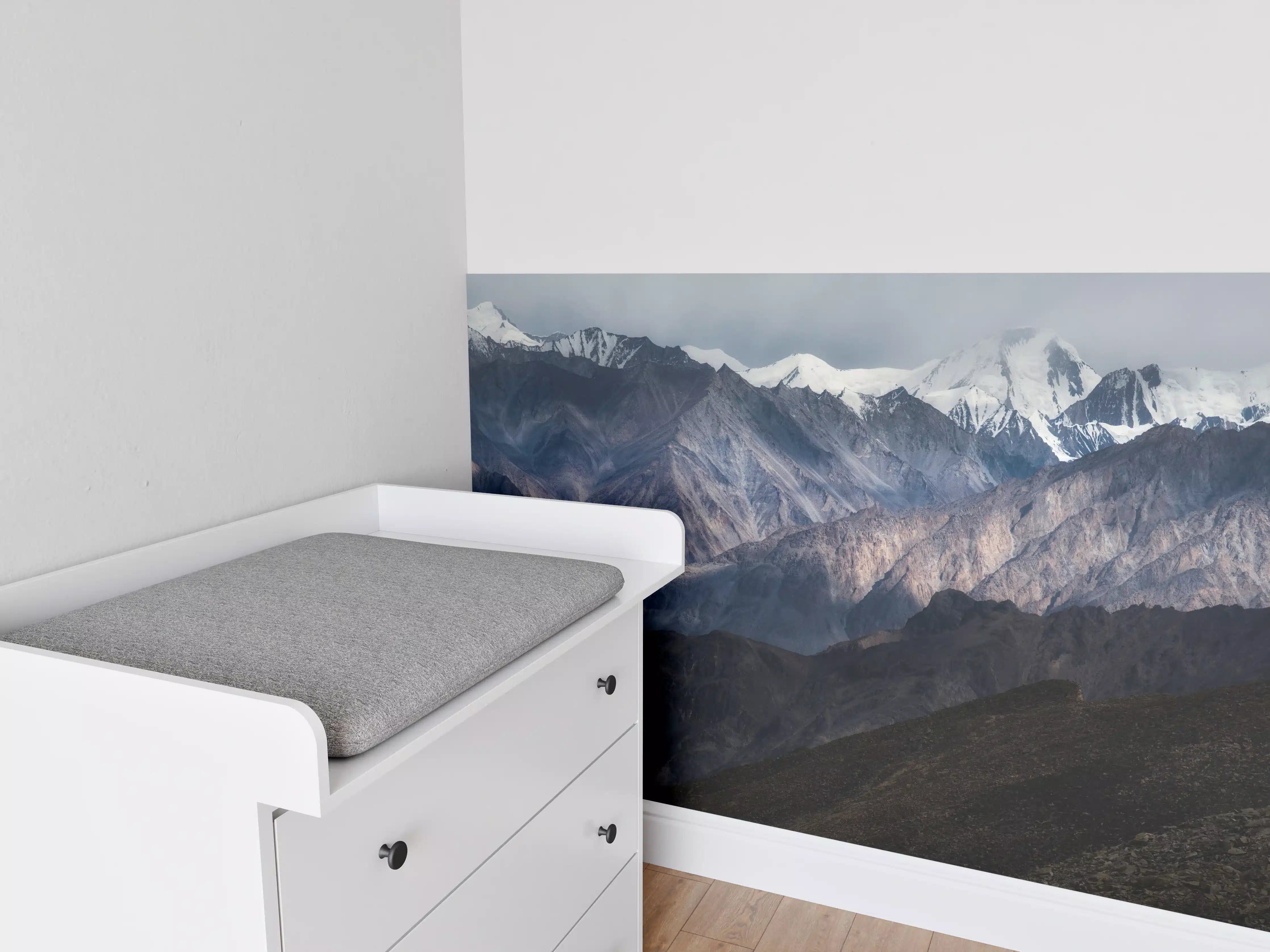 Babyzimmer Wandgestaltung - Schneebedeckte Bergspitzen Panorama