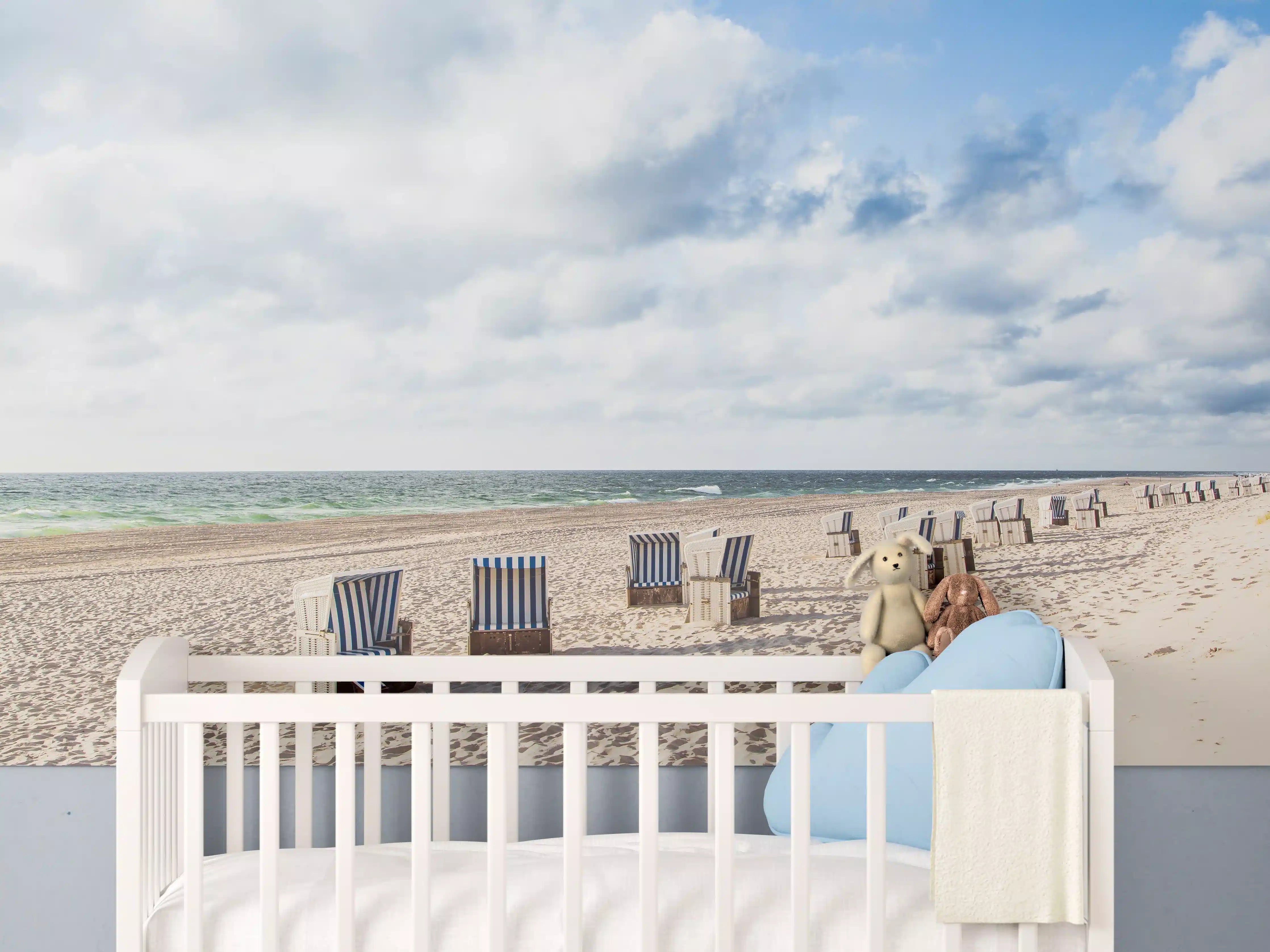 Babyzimmer Wandgestaltung - Schöne Strandliegestühle in Blau und Weiß