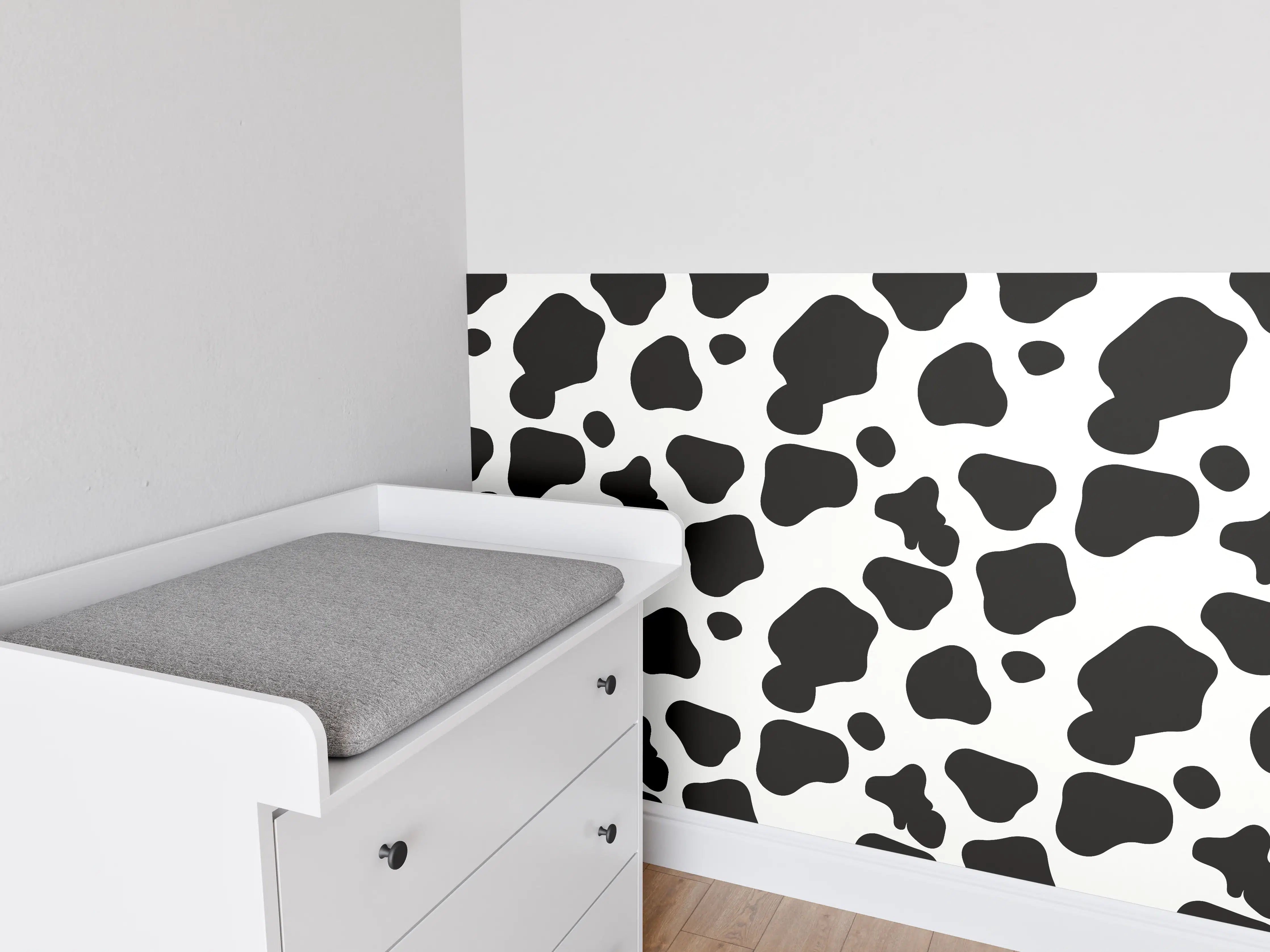 Babyzimmer Wandgestaltung - Schwarz-Weiß-Tiermuster in modernem Design