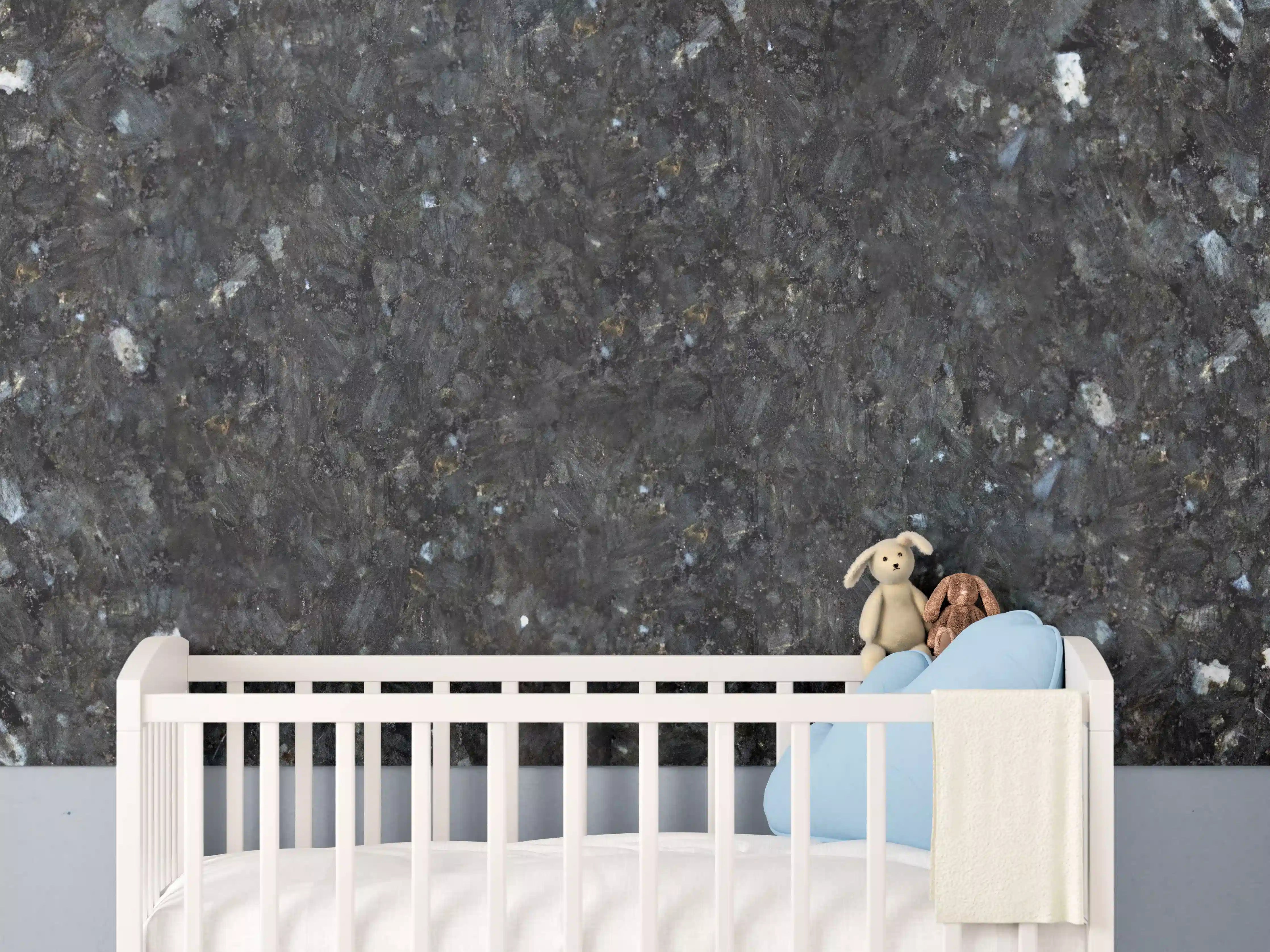 Babyzimmer Wandgestaltung - Schwarze Granitwand