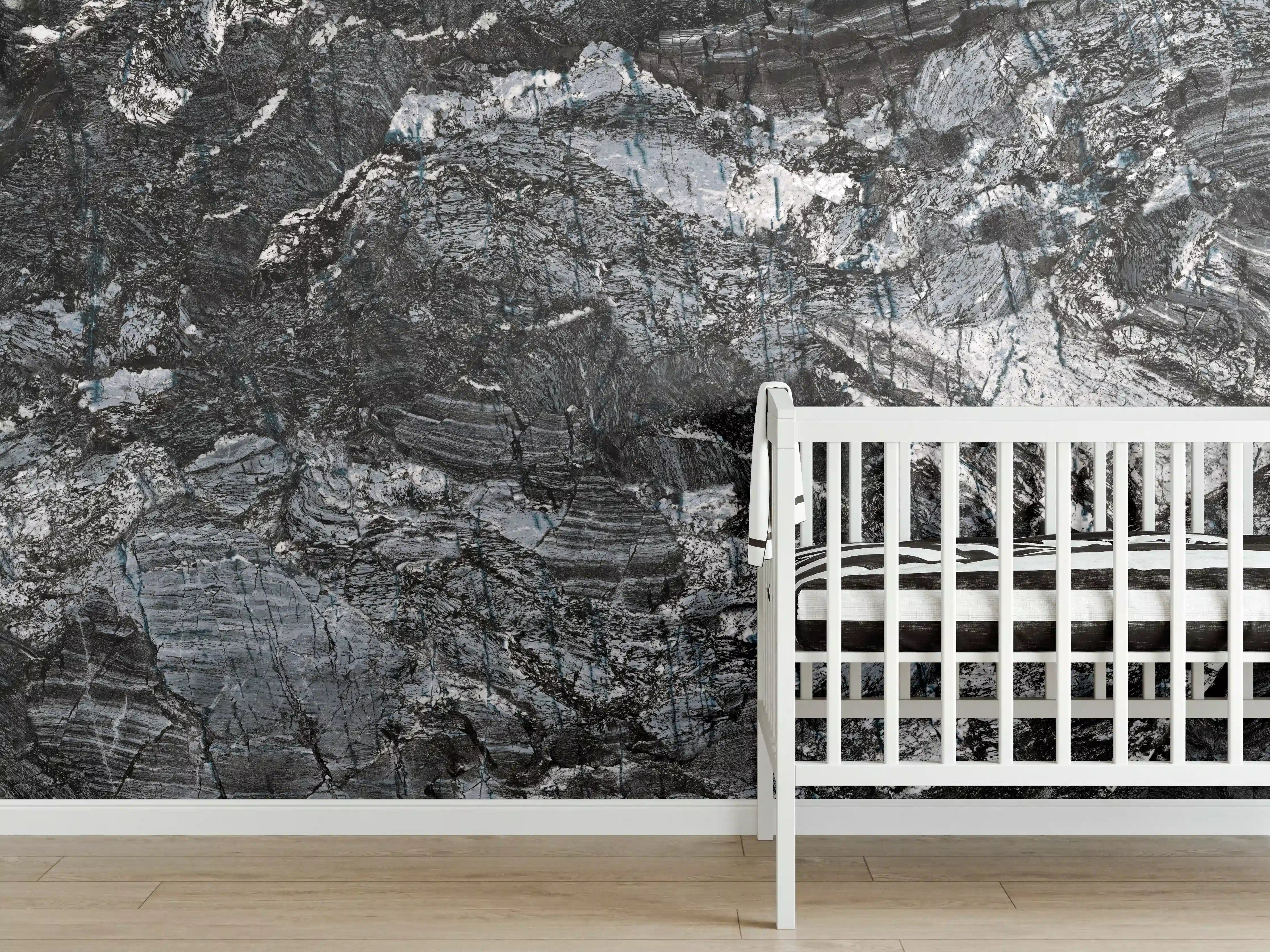 Babyzimmer Wandgestaltung - Schwarzer Marmor - Natur
