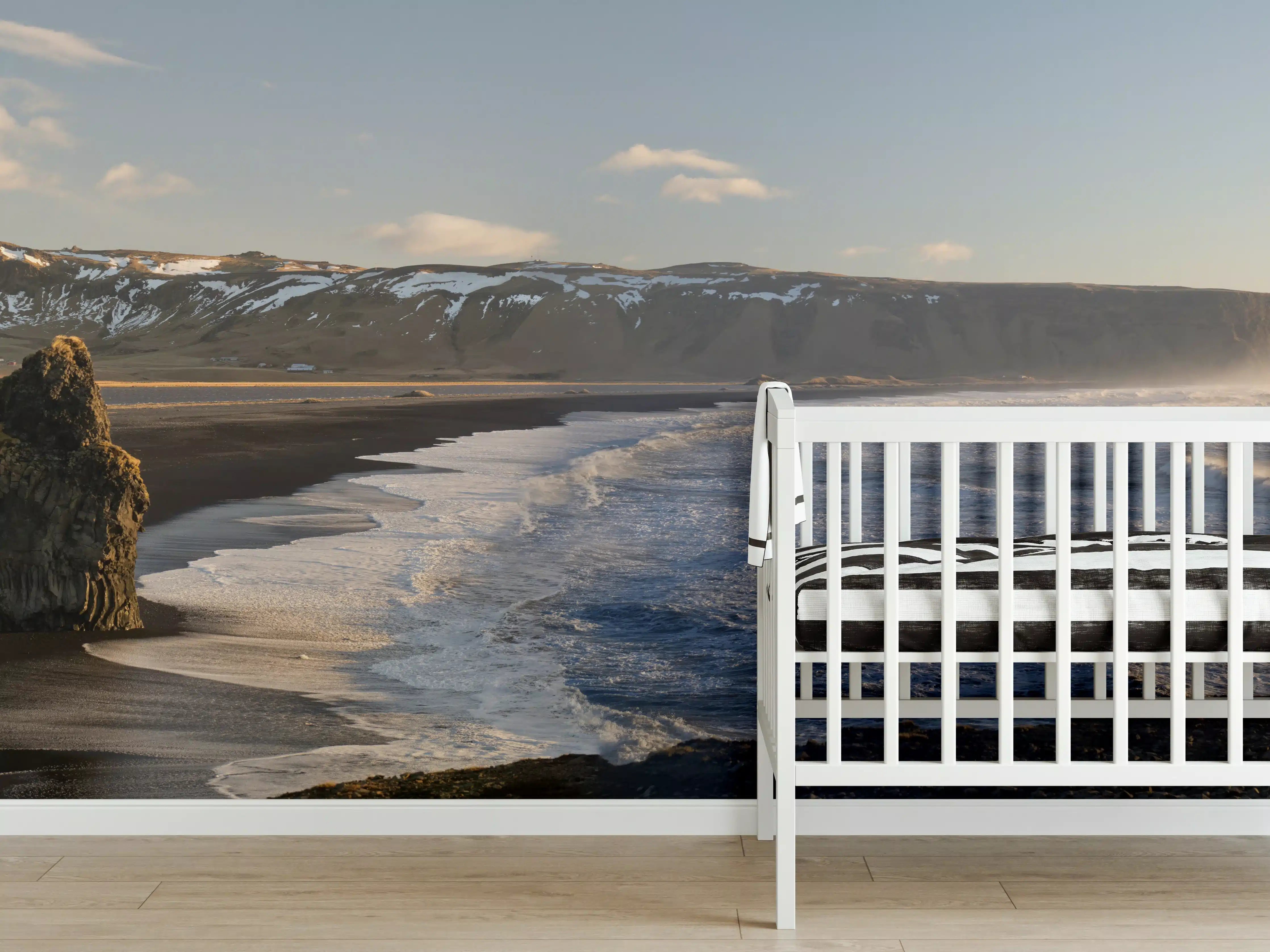 Babyzimmer Wandgestaltung - Schwarzer Strand von Dyrholaey