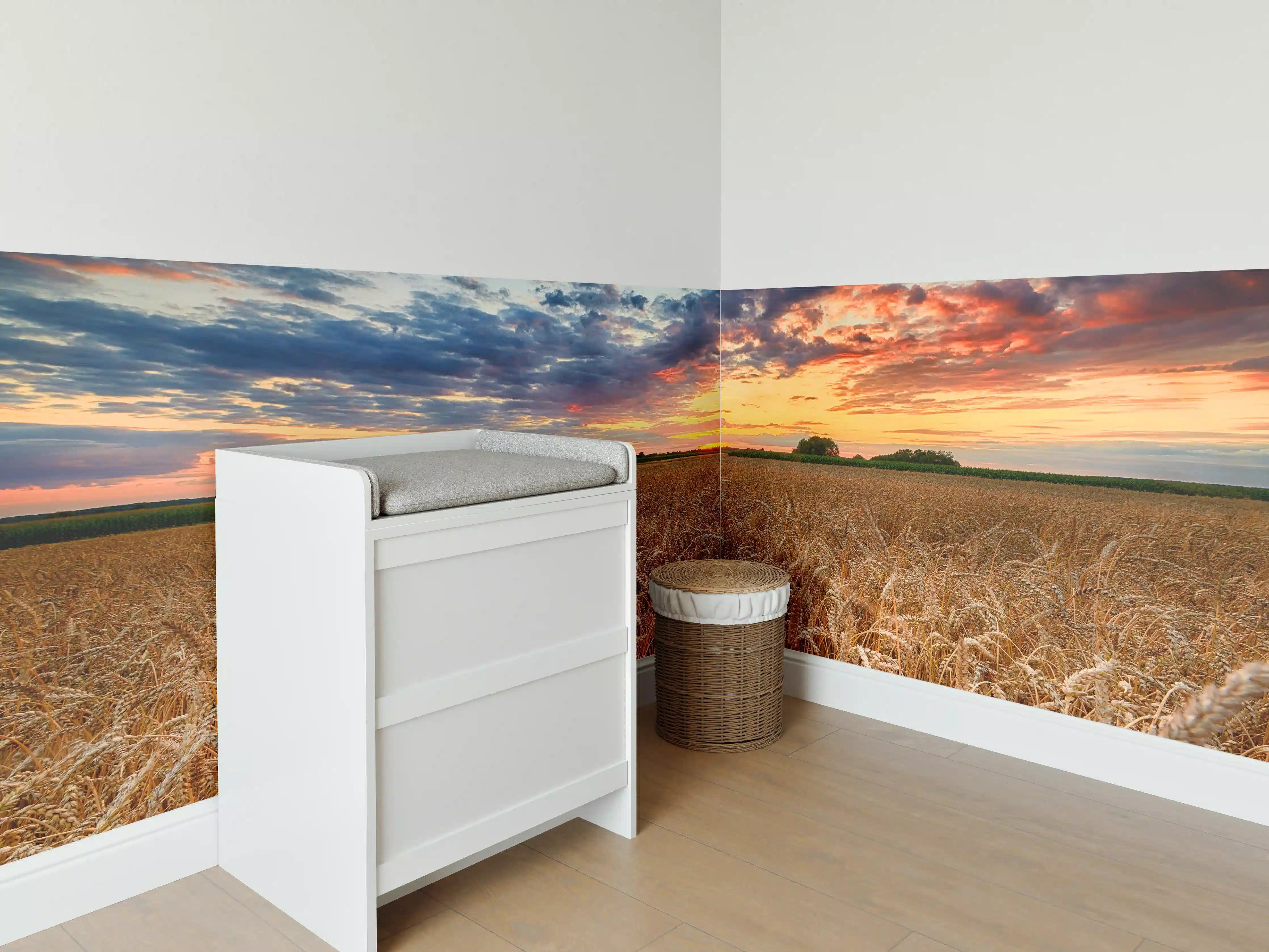 Babyzimmer Wandgestaltung - Sommer-Sonnenaufgang über Weizenfeldern in der Ukraine