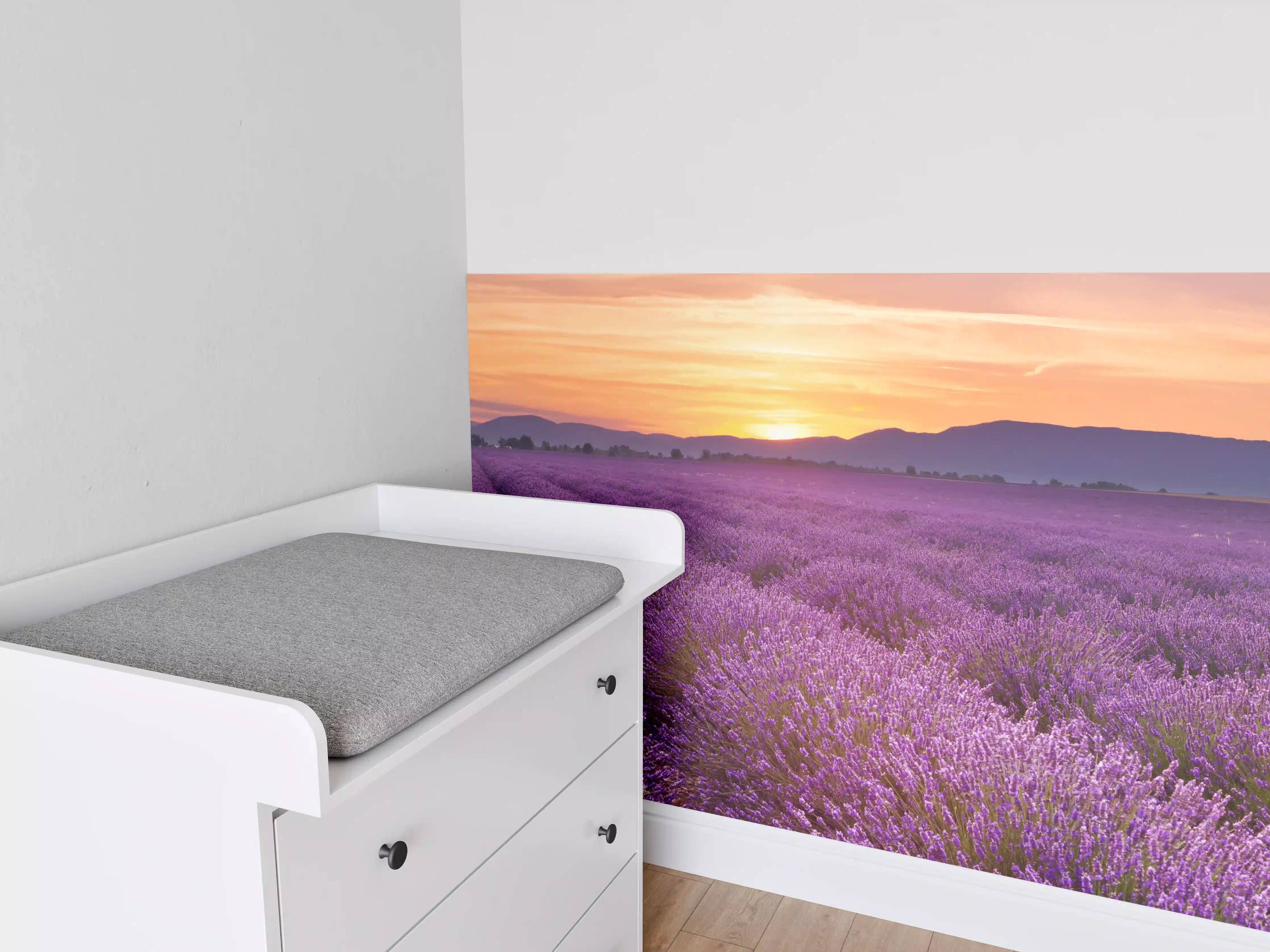 Babyzimmer Wandgestaltung - Sonnenaufgang über Lavendelfelder - Provence