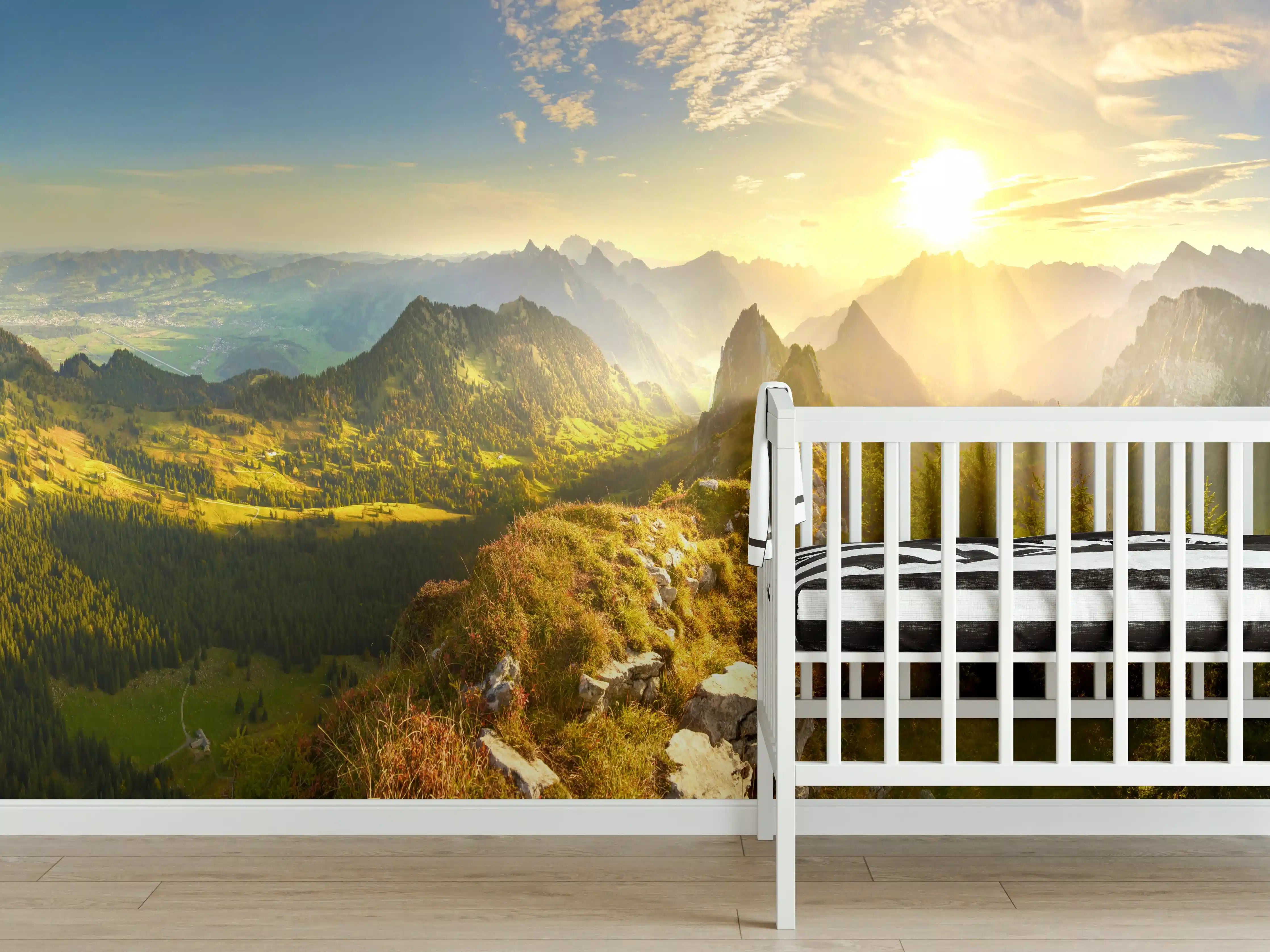 Babyzimmer Wandgestaltung - Sonnenaufgang über Schweizer Tal