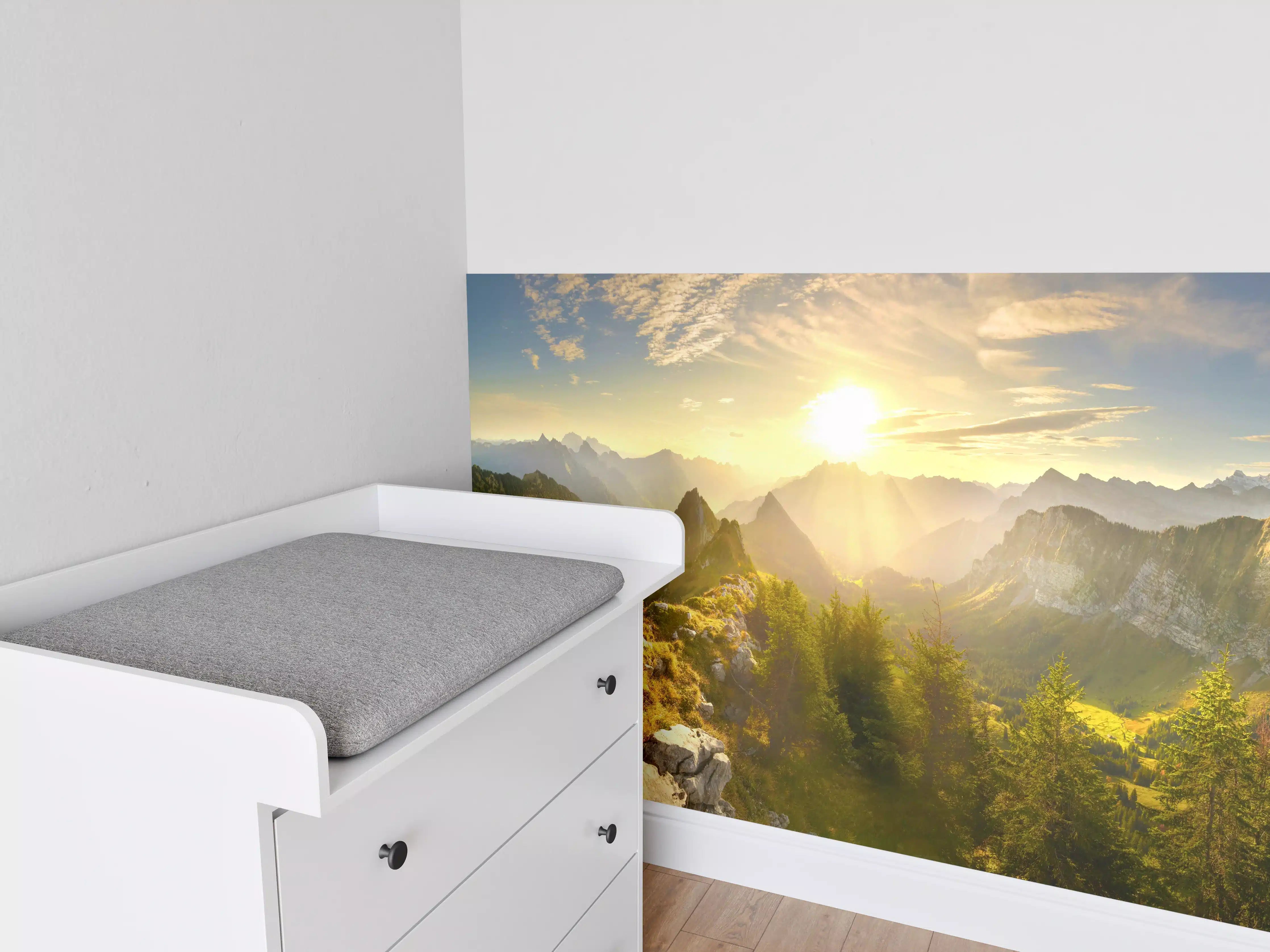 Babyzimmer Wandgestaltung - Sonnenaugang über Schweizer Alpen
