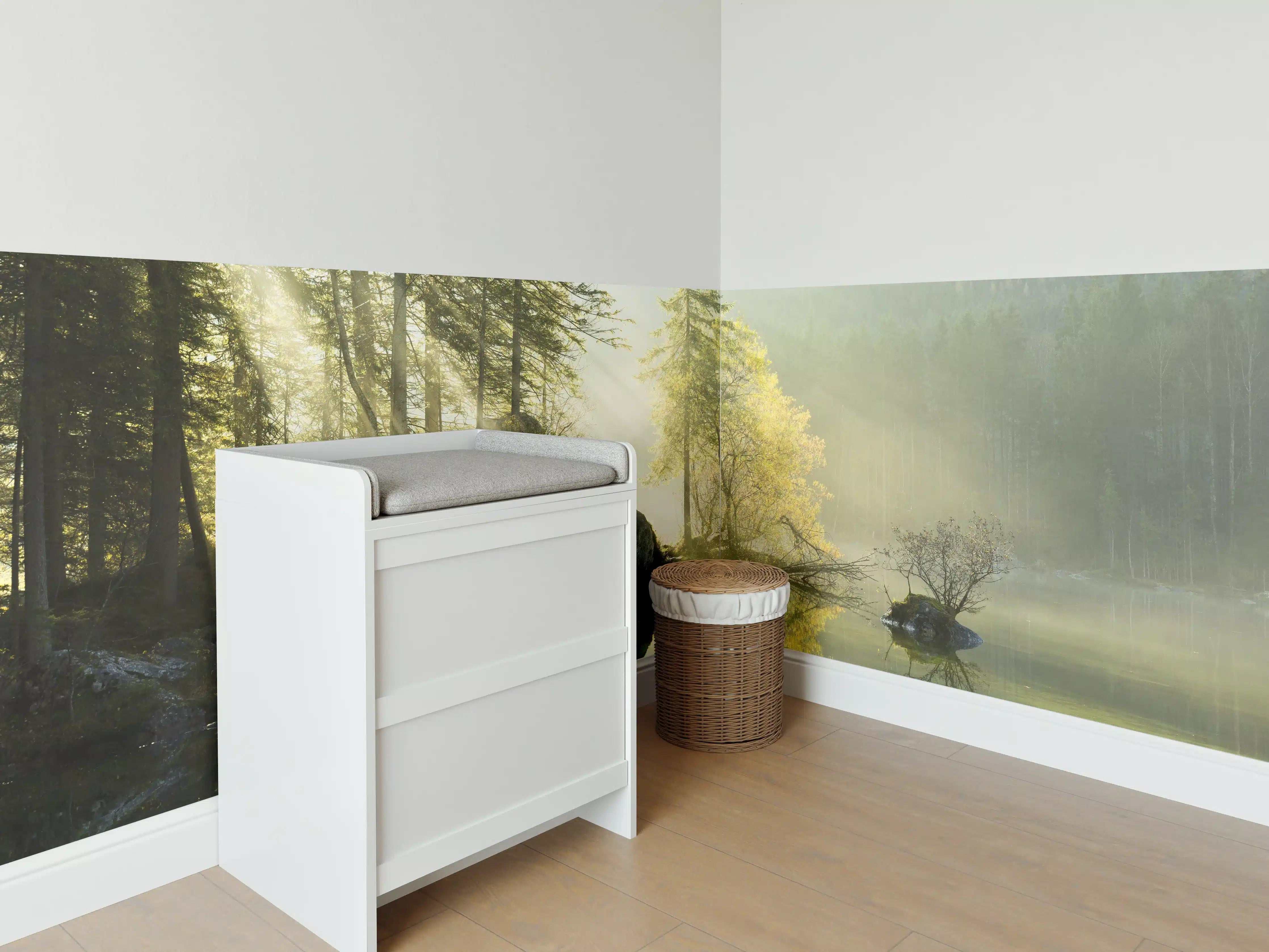Babyzimmer Wandgestaltung - Sonnenstrahlen im See