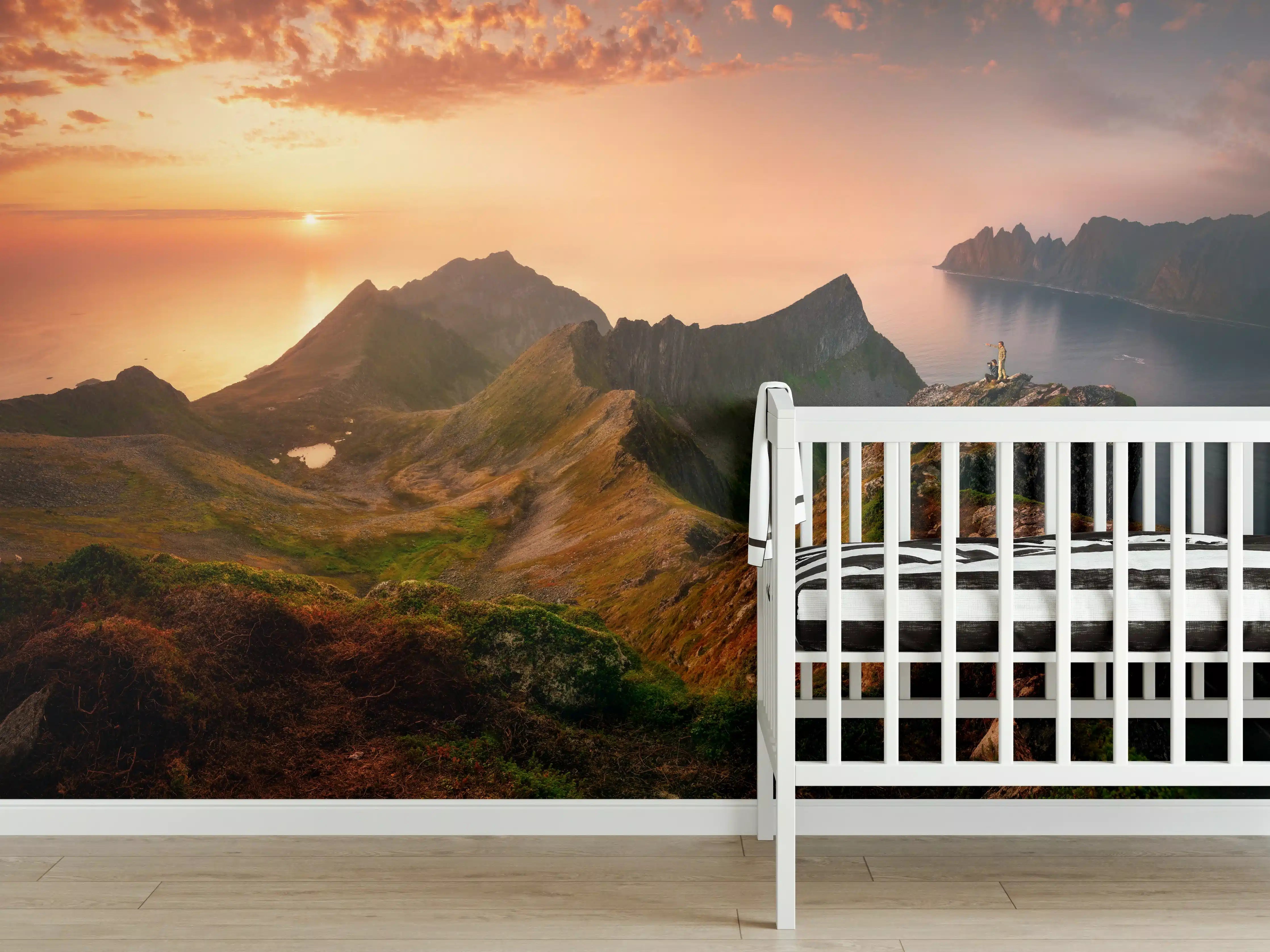 Babyzimmer Wandgestaltung - Sonnenuntergang auf der Insel Senja